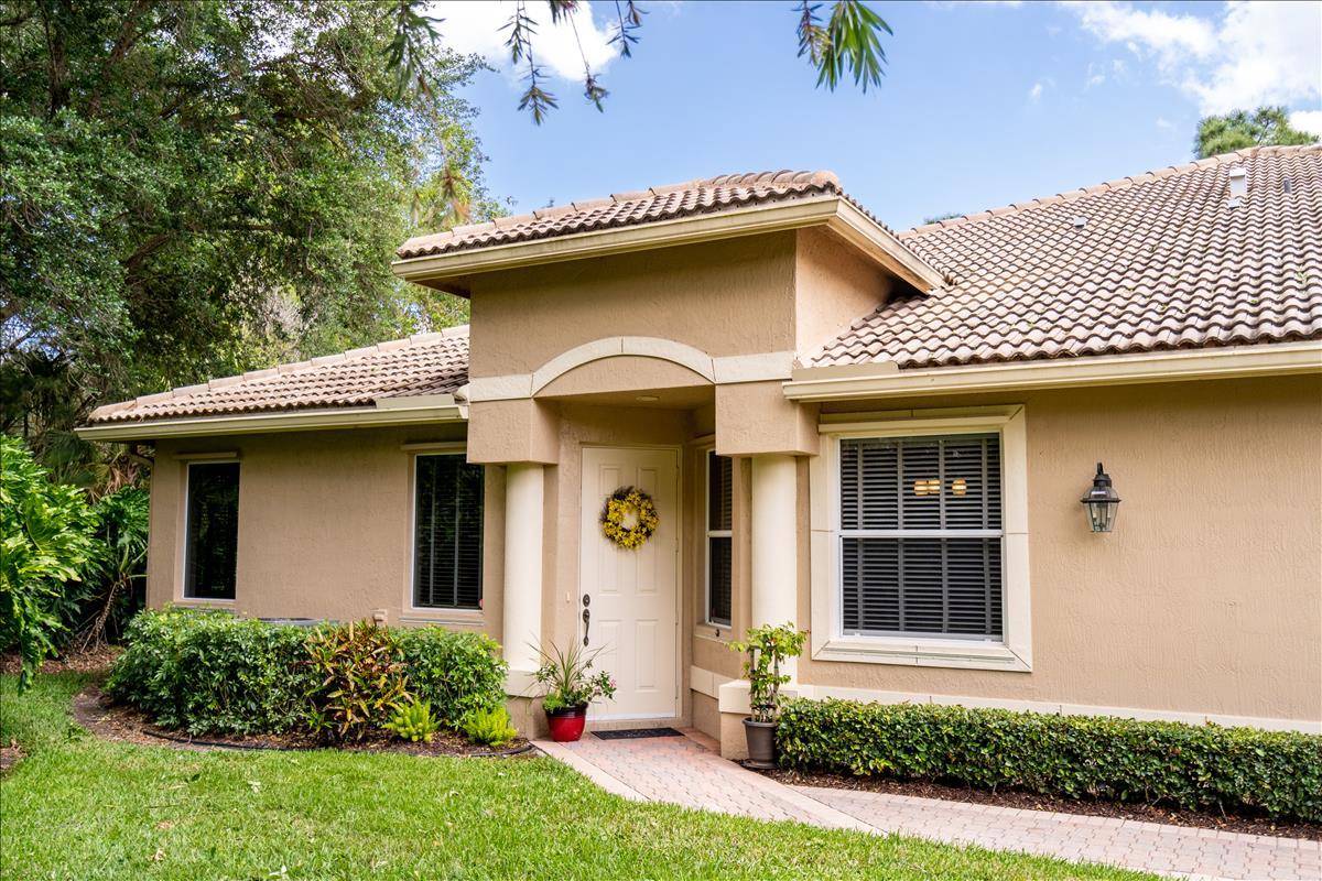 Port Saint Lucie, FL 34986,7003 Willow Pine WAY