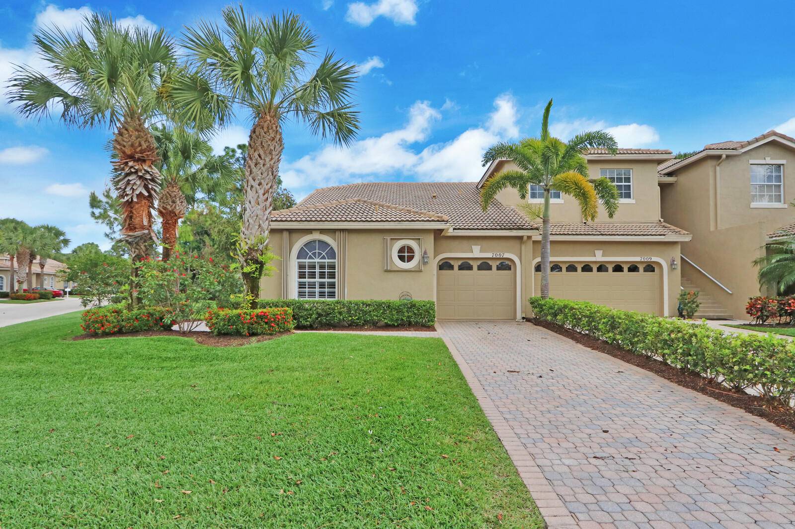 Port Saint Lucie, FL 34986,7007 Torrey Pines CIR