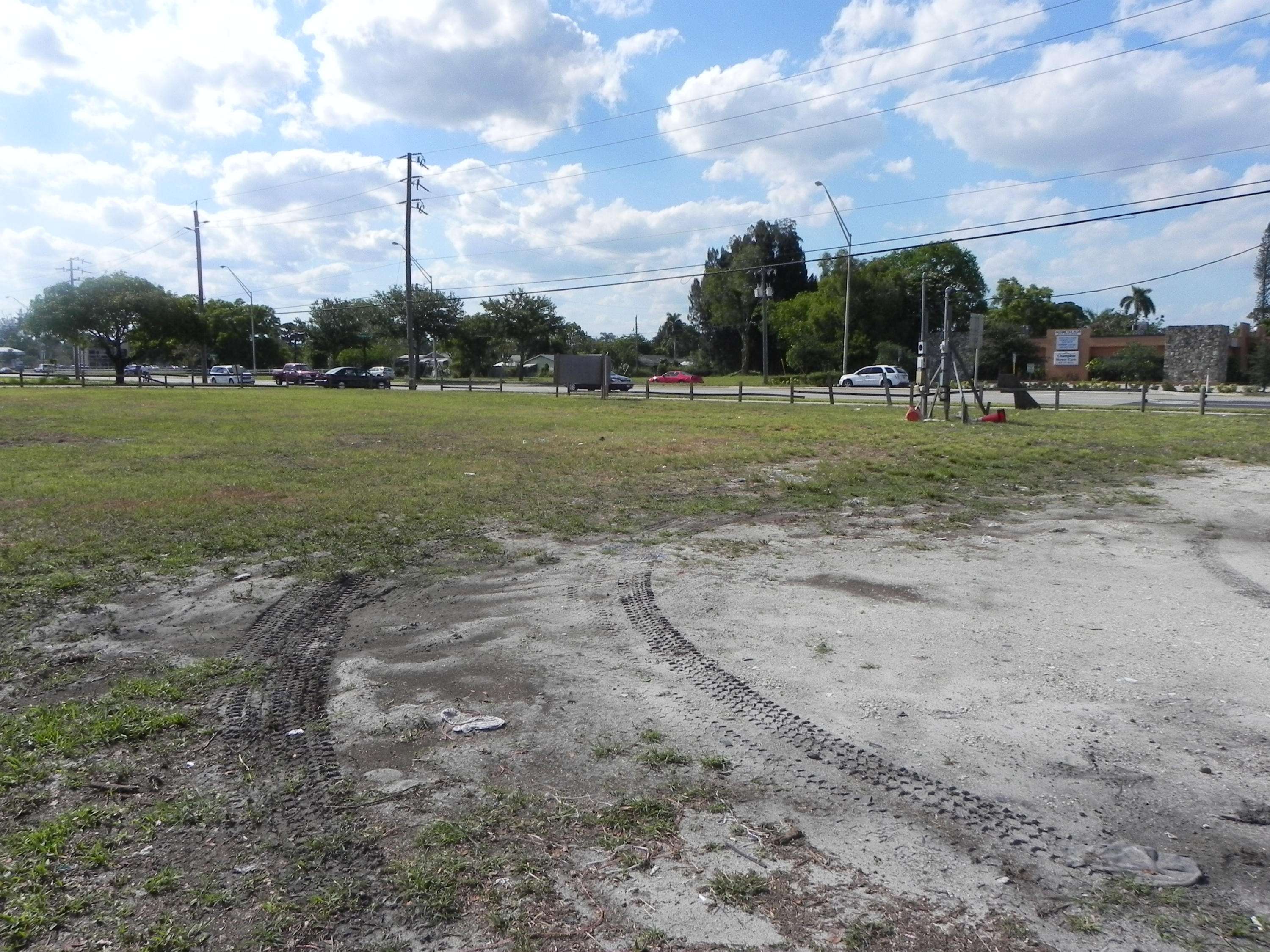 Lake Worth, FL 33461,3800 Lake Worth RD