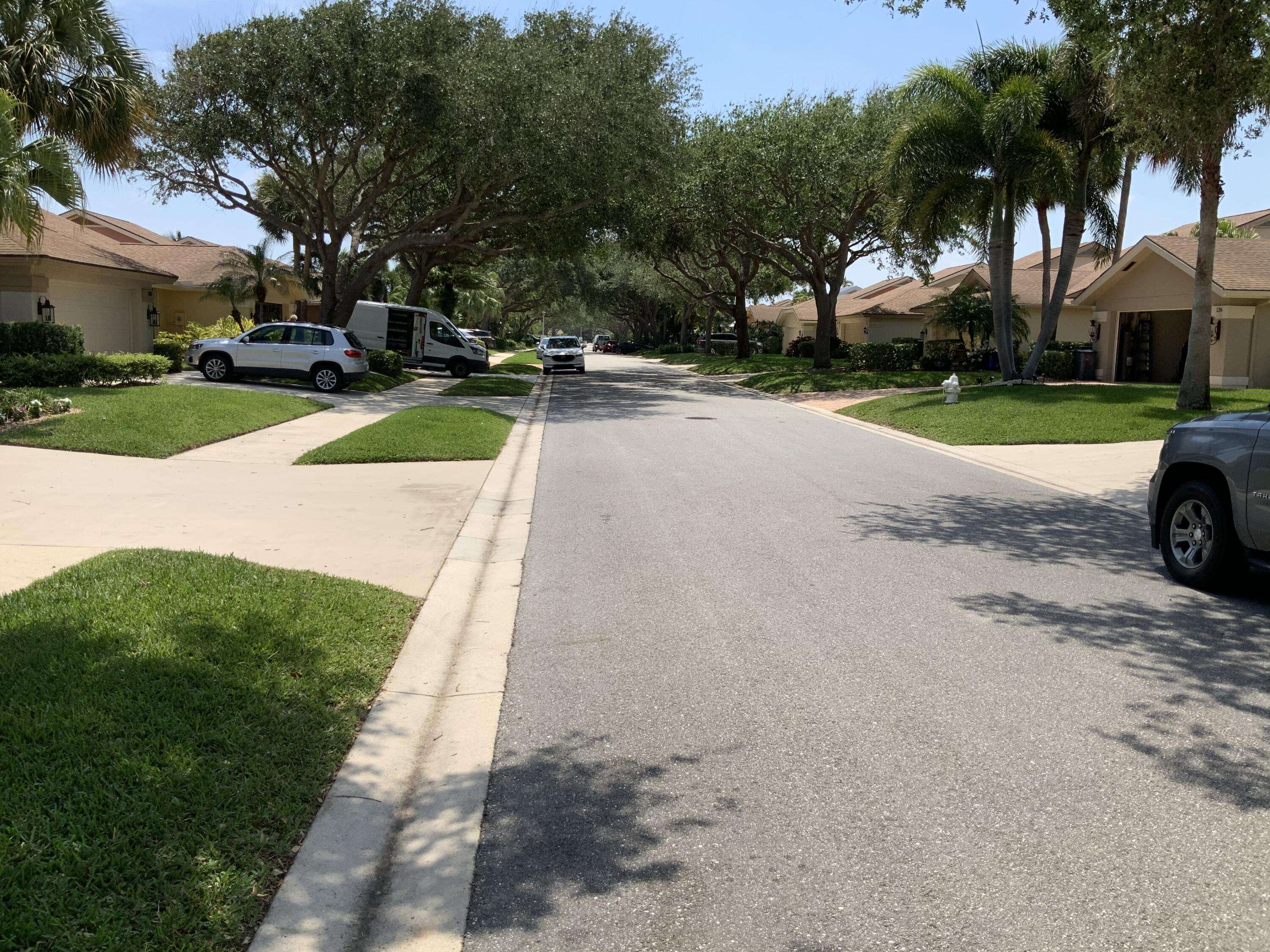 Jupiter, FL 33477,122 Sand Pine DR