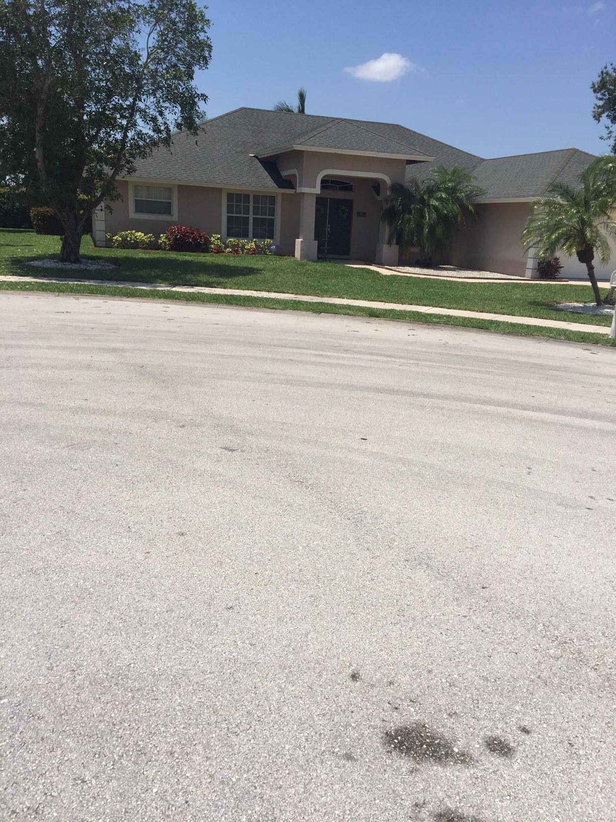 Wellington, FL 33414,1655 Old Cypress TRL