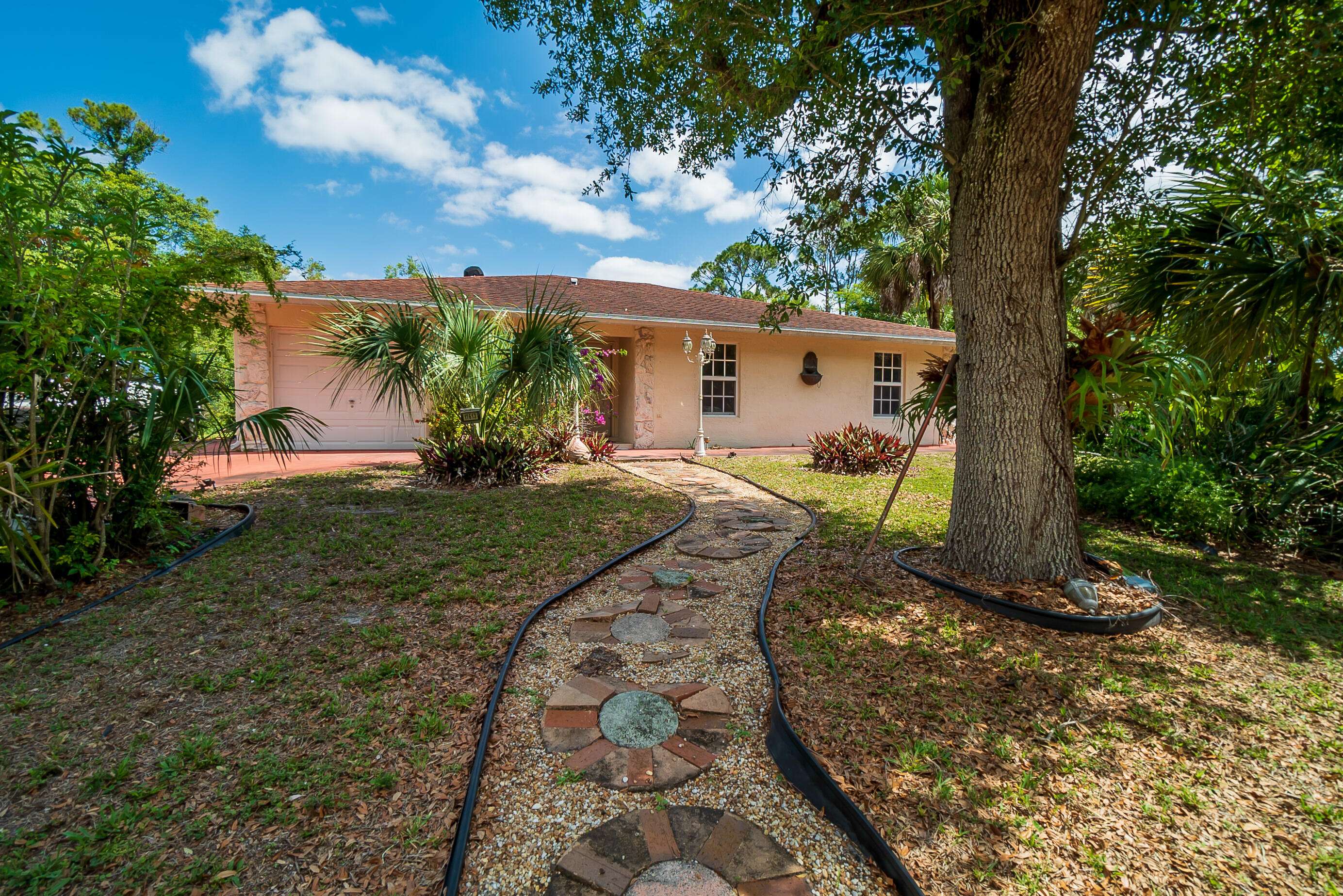 The Acreage, FL 33411,11613 N 41st CT