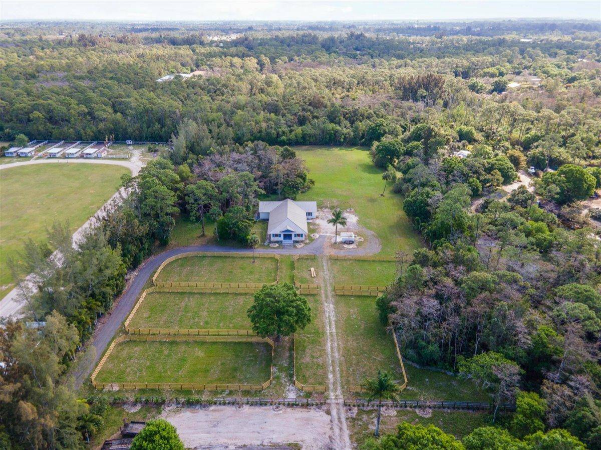 Loxahatchee, FL 33470,1016 D RD (5 Acres+Barn)