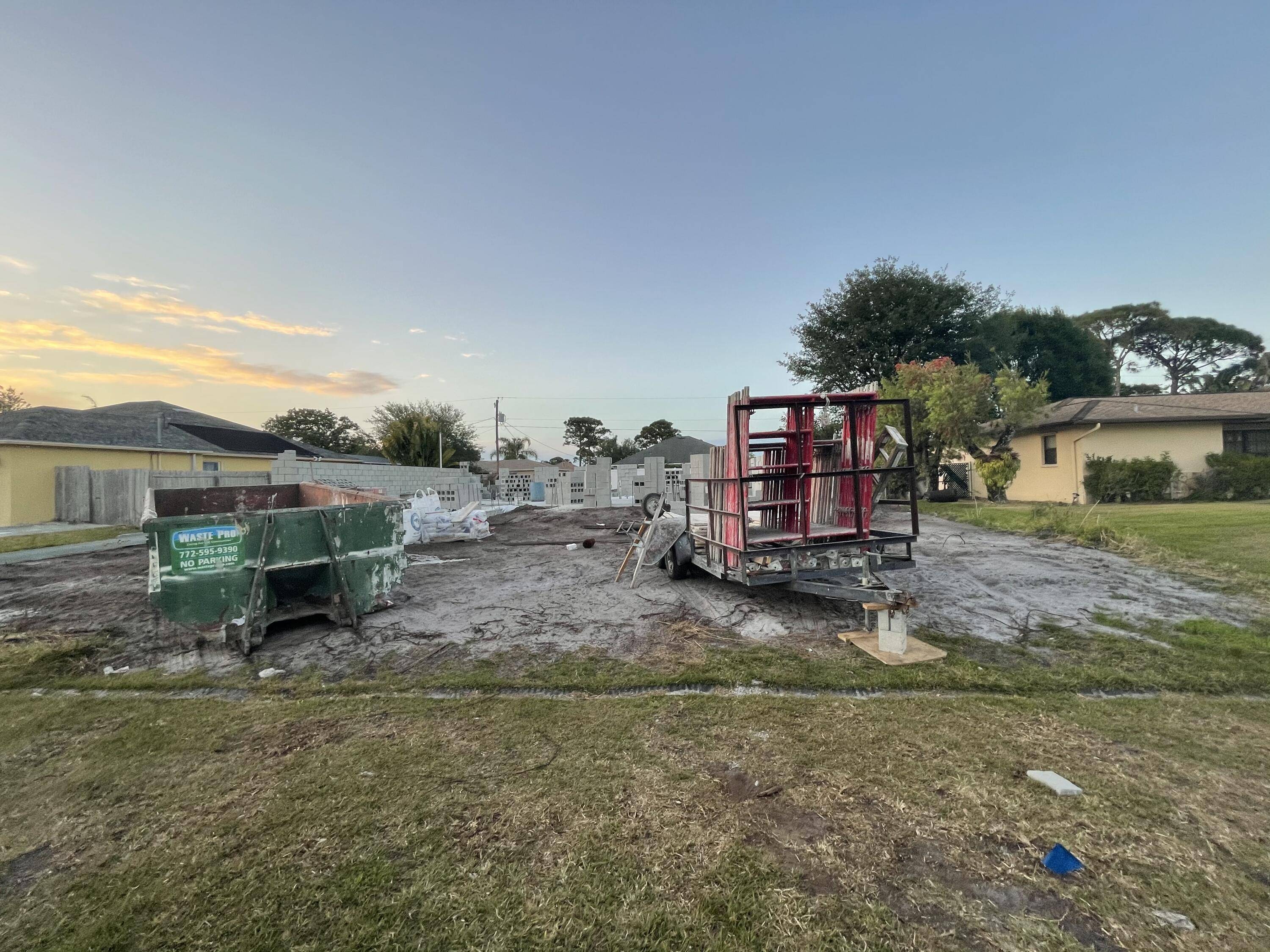 Port Saint Lucie, FL 34983,333 NE Gulfstream AVE