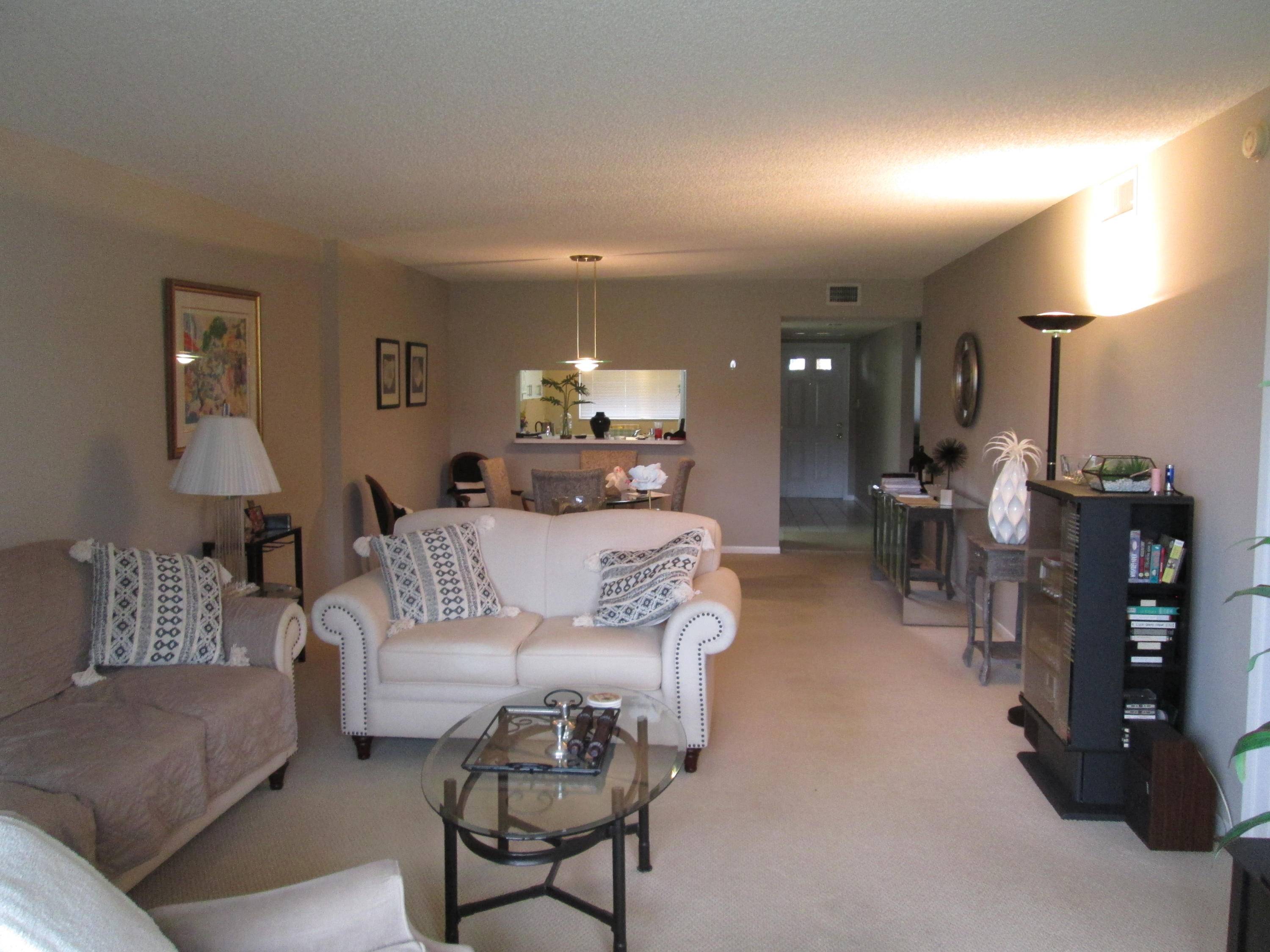 Lake Worth, FL 33467,4735 E Lucerne Lakes BLVD 112