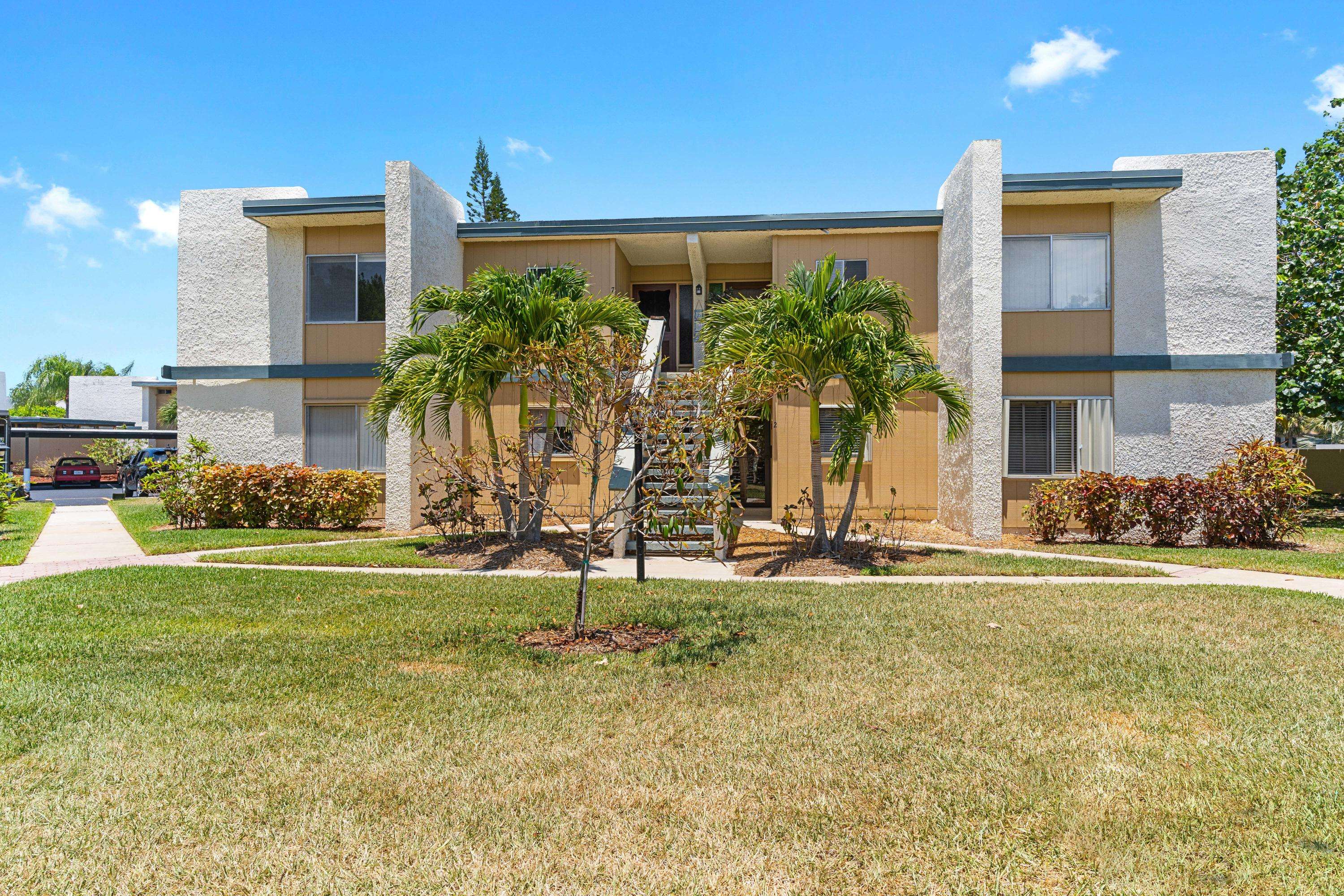 Jensen Beach, FL 34957,1560 NE 12th TER D7