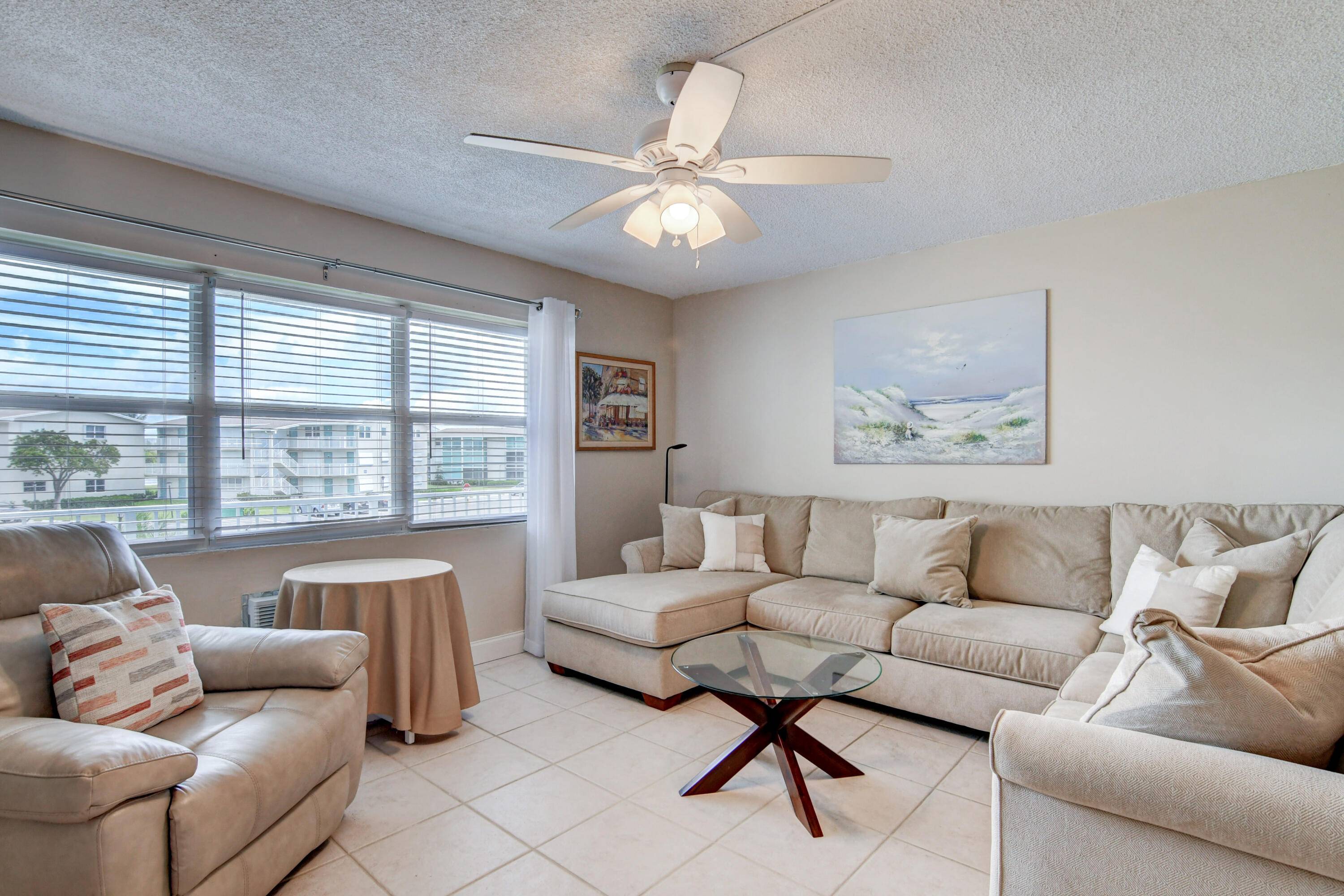 Boynton Beach, FL 33435,210 E Horizons 203