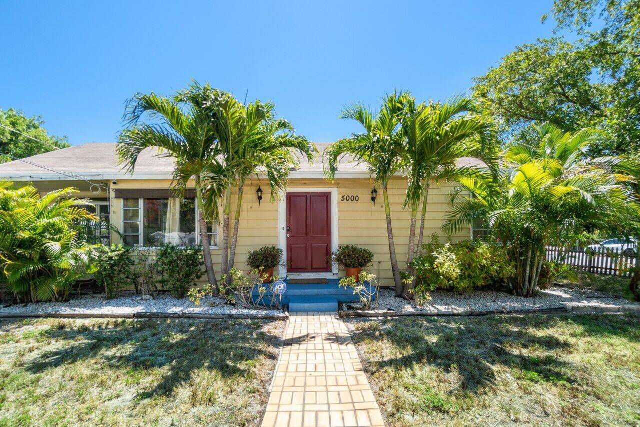 West Palm Beach, FL 33407,5000 Spruce AVE