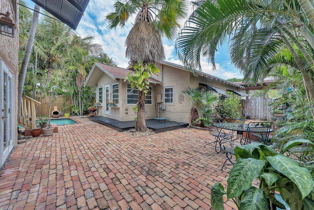 Lake Worth Beach, FL 33460,1627 N Ocean Breeze