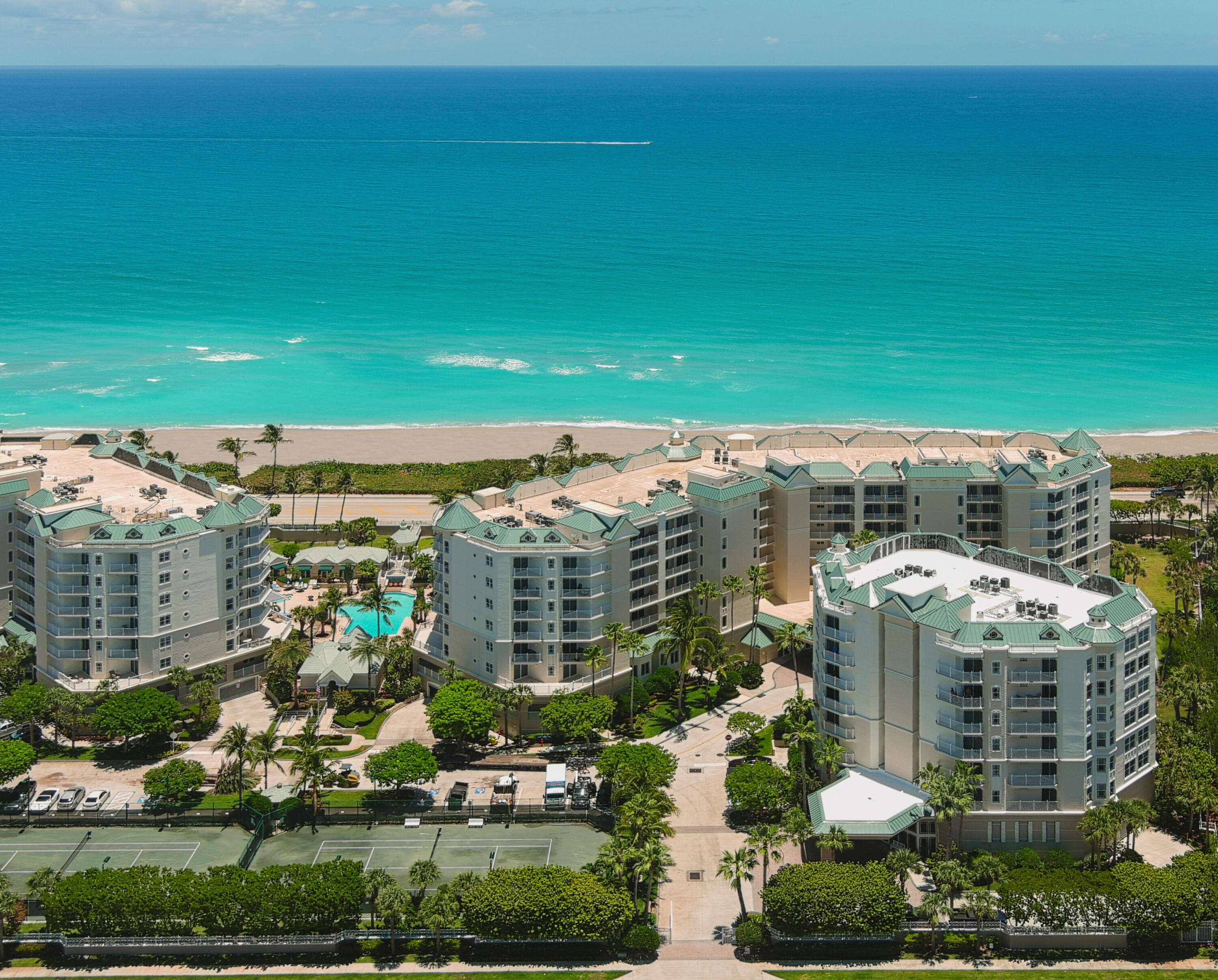 Jupiter, FL 33477,221 Ocean Grande LN 305
