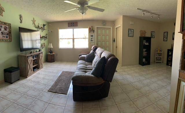 Port Saint Lucie, FL 34983,625 SW Dolores AVE