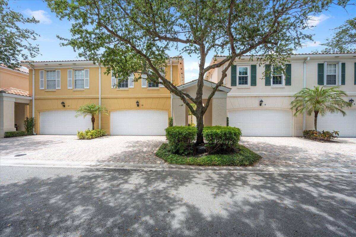 Tequesta, FL 33469,13 Oakleaf CT