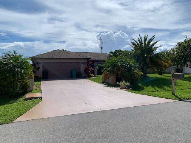 Port Saint Lucie, FL 34952,1561 SE Appamattox TER