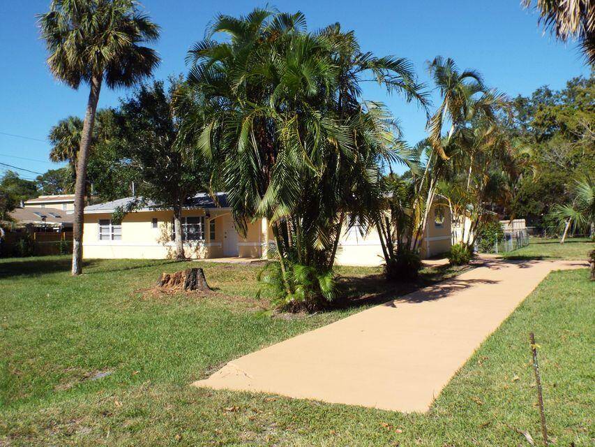 Fort Pierce, FL 34982,4220 Sunrise BLVD