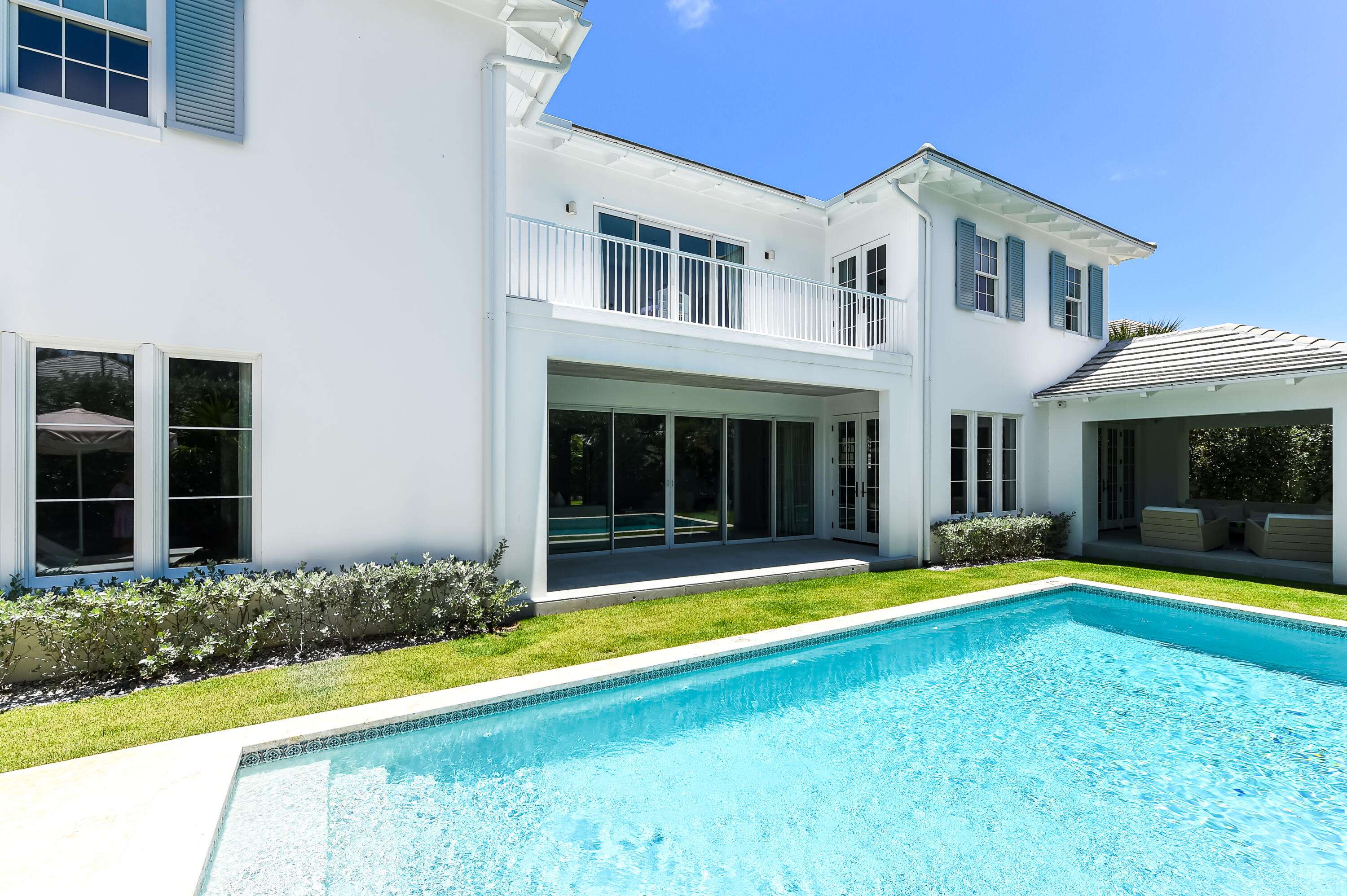 Palm Beach, FL 33480,230 Esplanade WAY