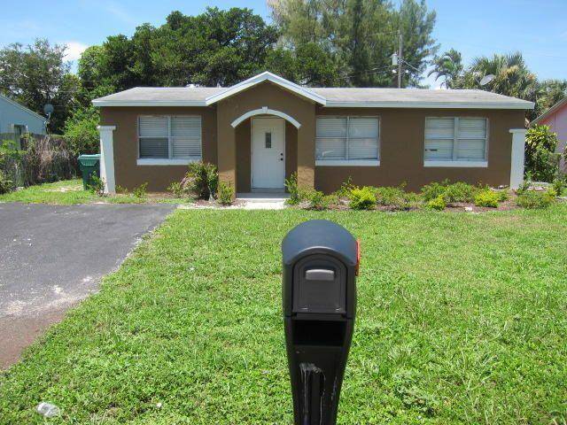 Mangonia Park, FL 33407,5709 Briarwood ST