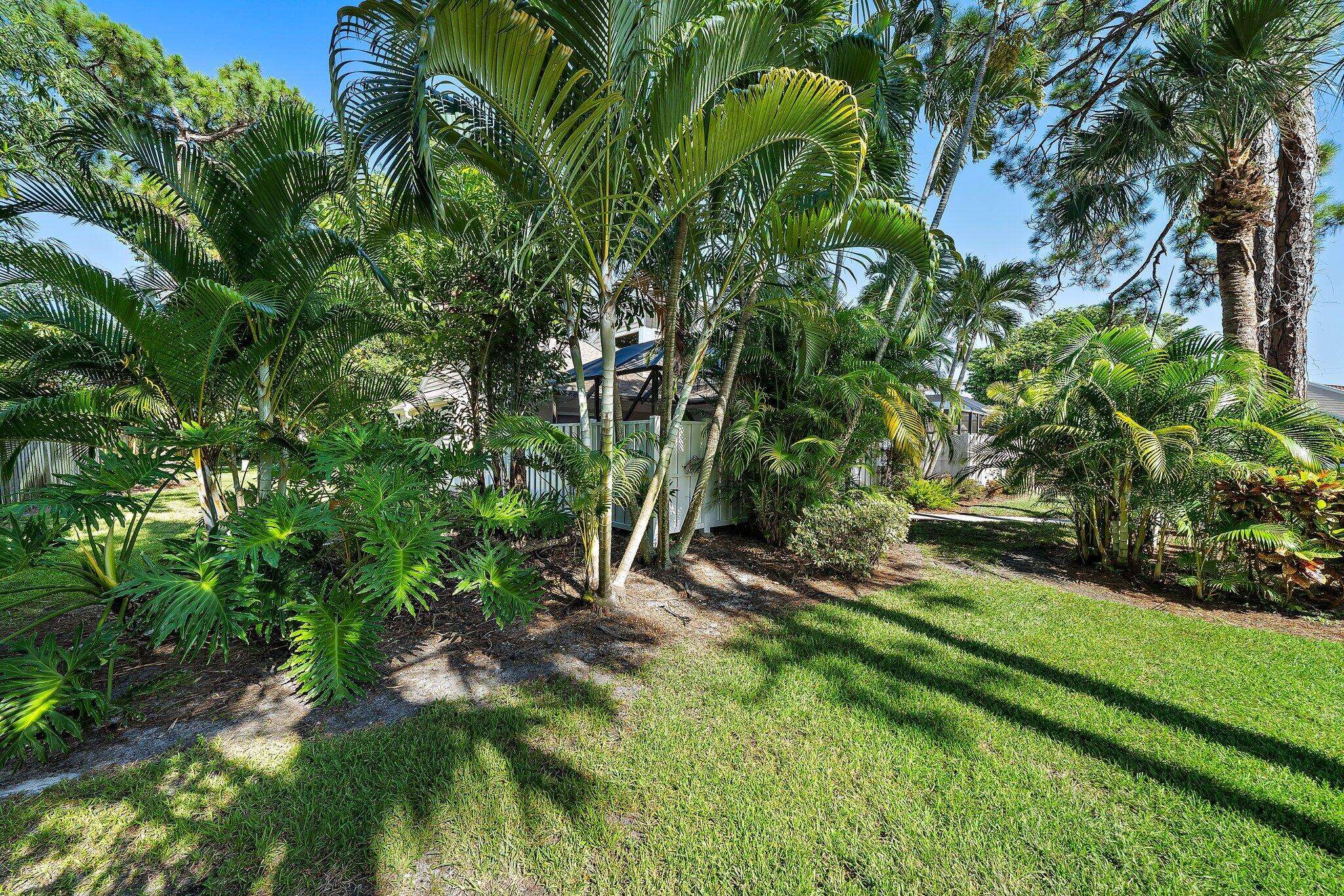 Jupiter, FL 33458,301 Summerwinds LN