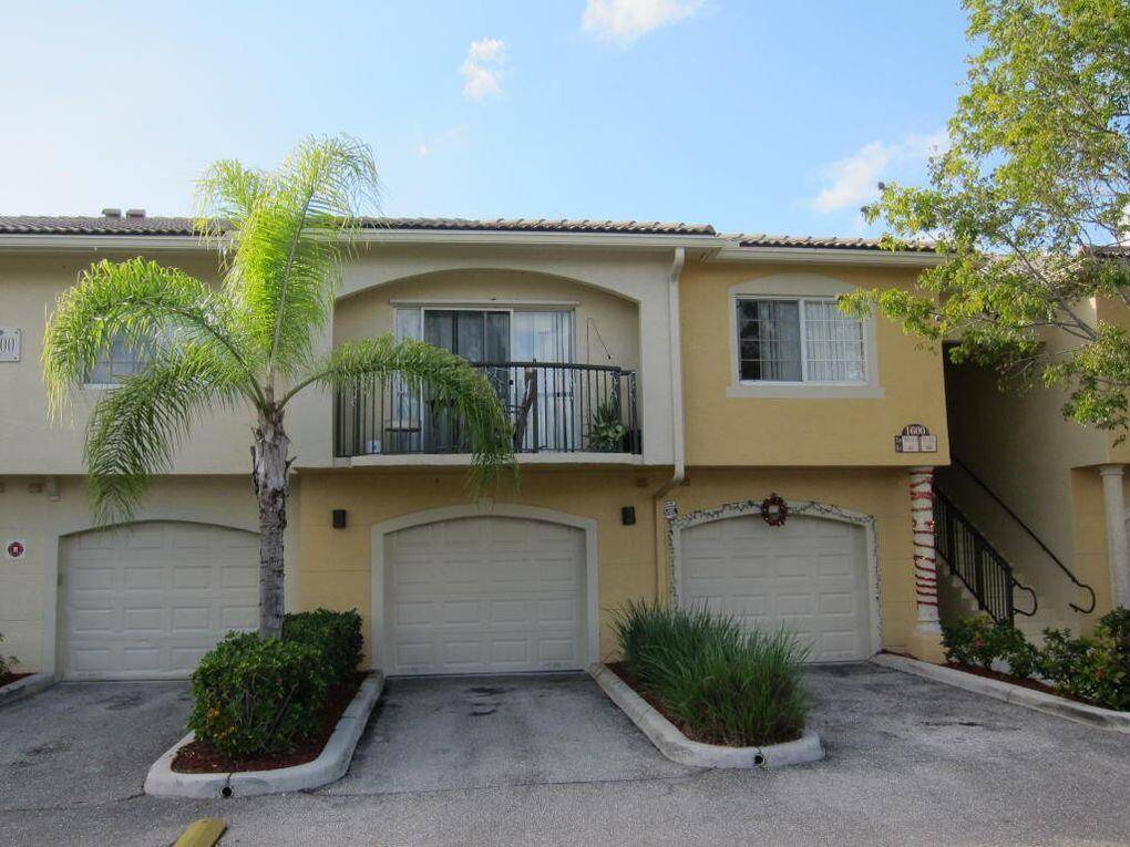 Royal Palm Beach, FL 33411,1600 S Crestwood CT 1610