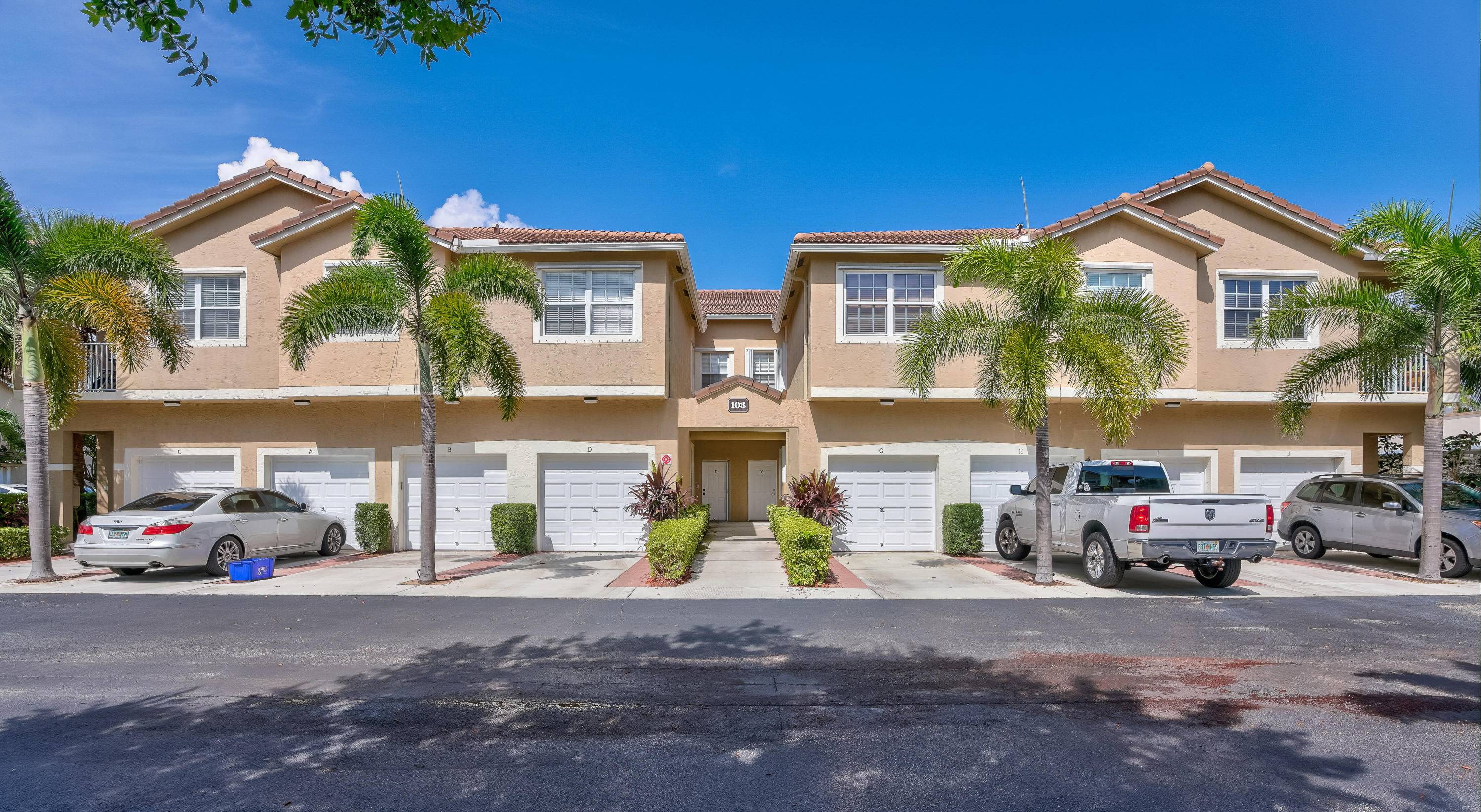 Tequesta, FL 33469,103 Lighthouse CIR D