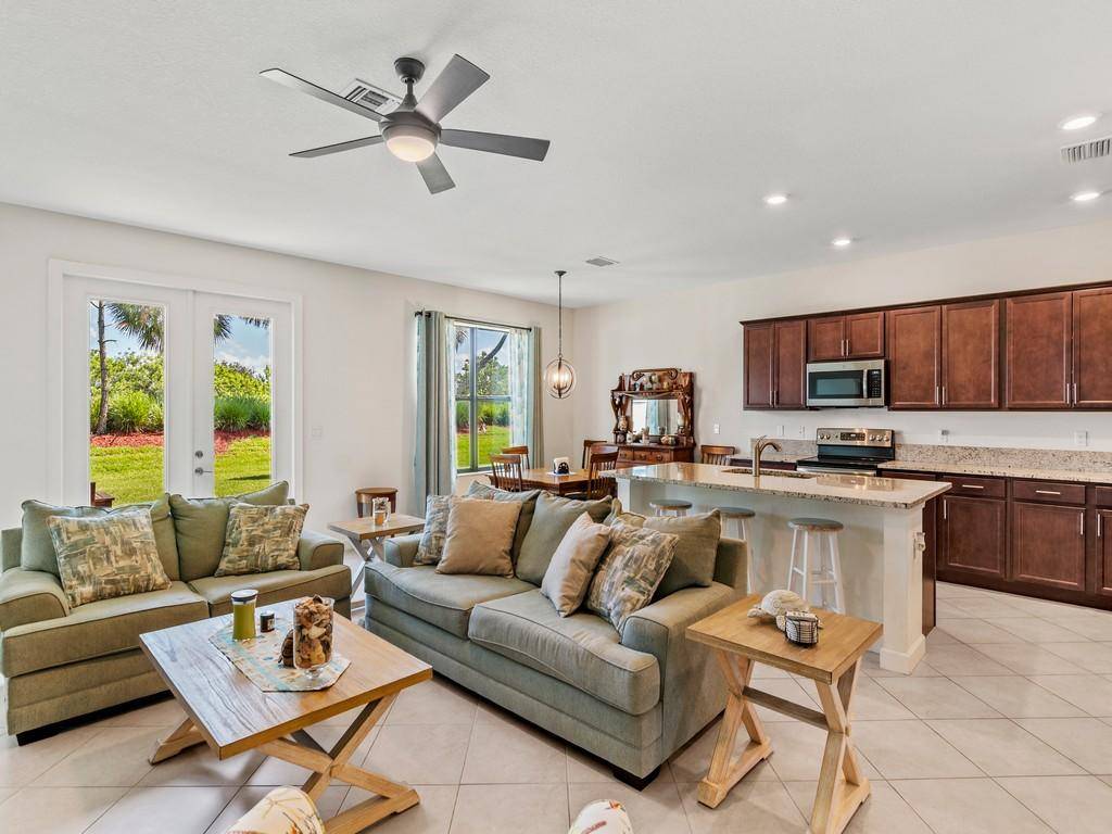 Vero Beach, FL 32966,10117 W Verona CIR