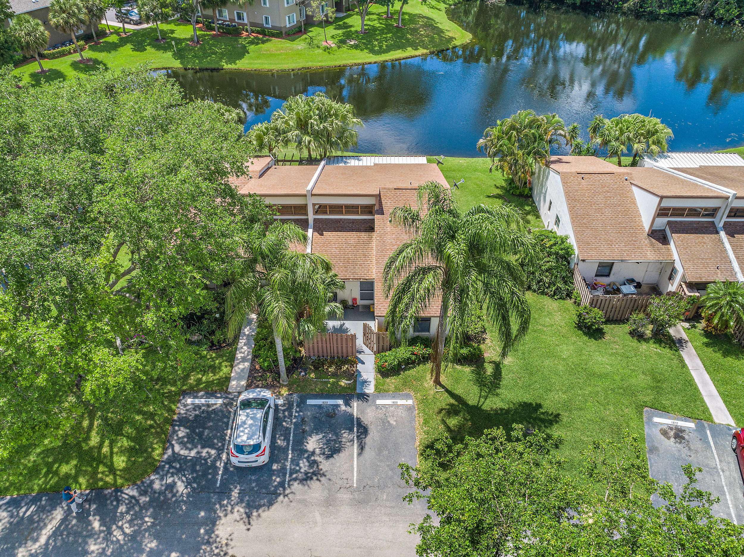 West Palm Beach, FL 33415,1920 Monks CT