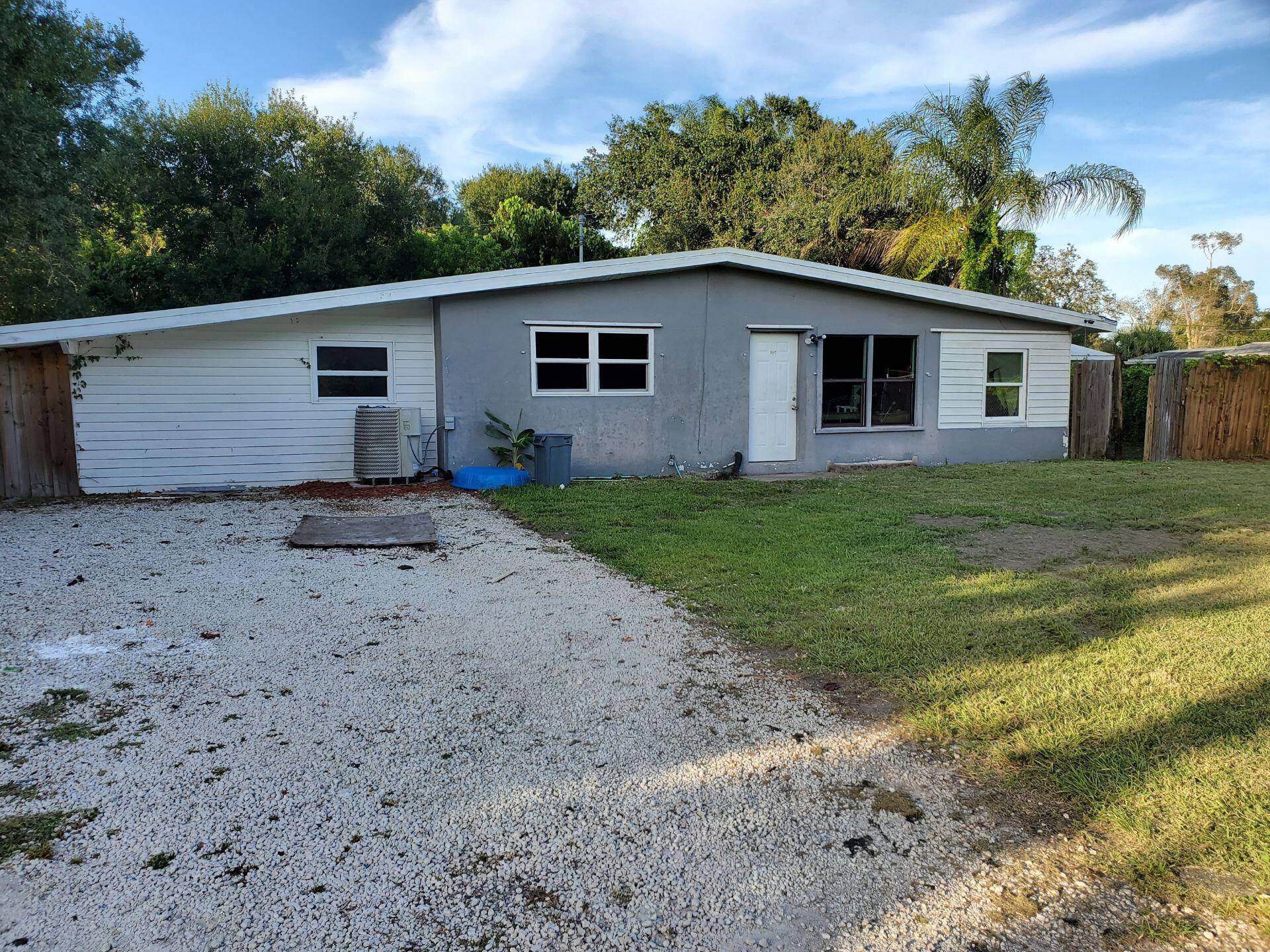 Fort Pierce, FL 34951,8006 Roberts RD