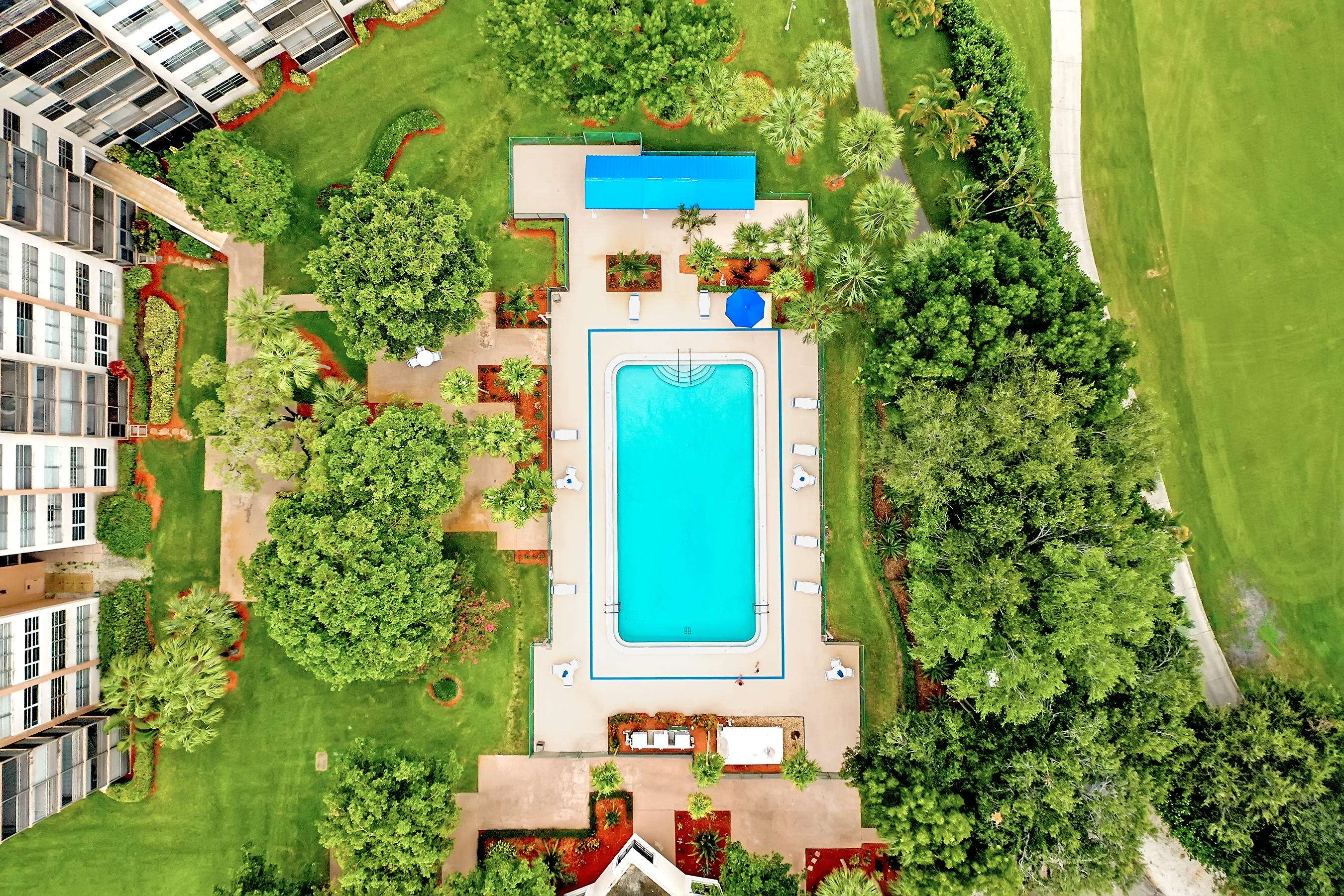 Pembroke Pines, FL 33026,1000 Saint Charles PL 611