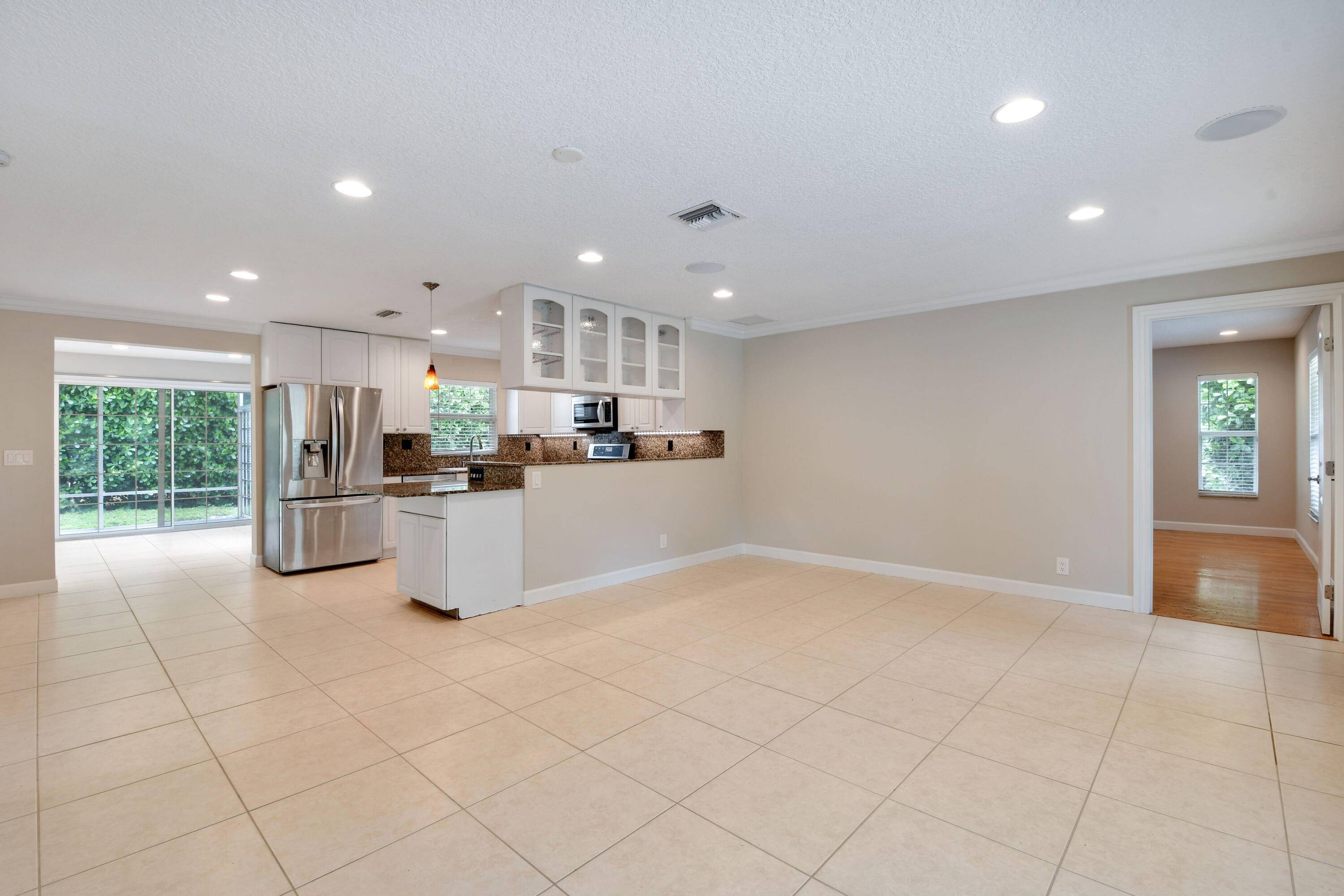 Jupiter, FL 33478,16582 Mellen LN