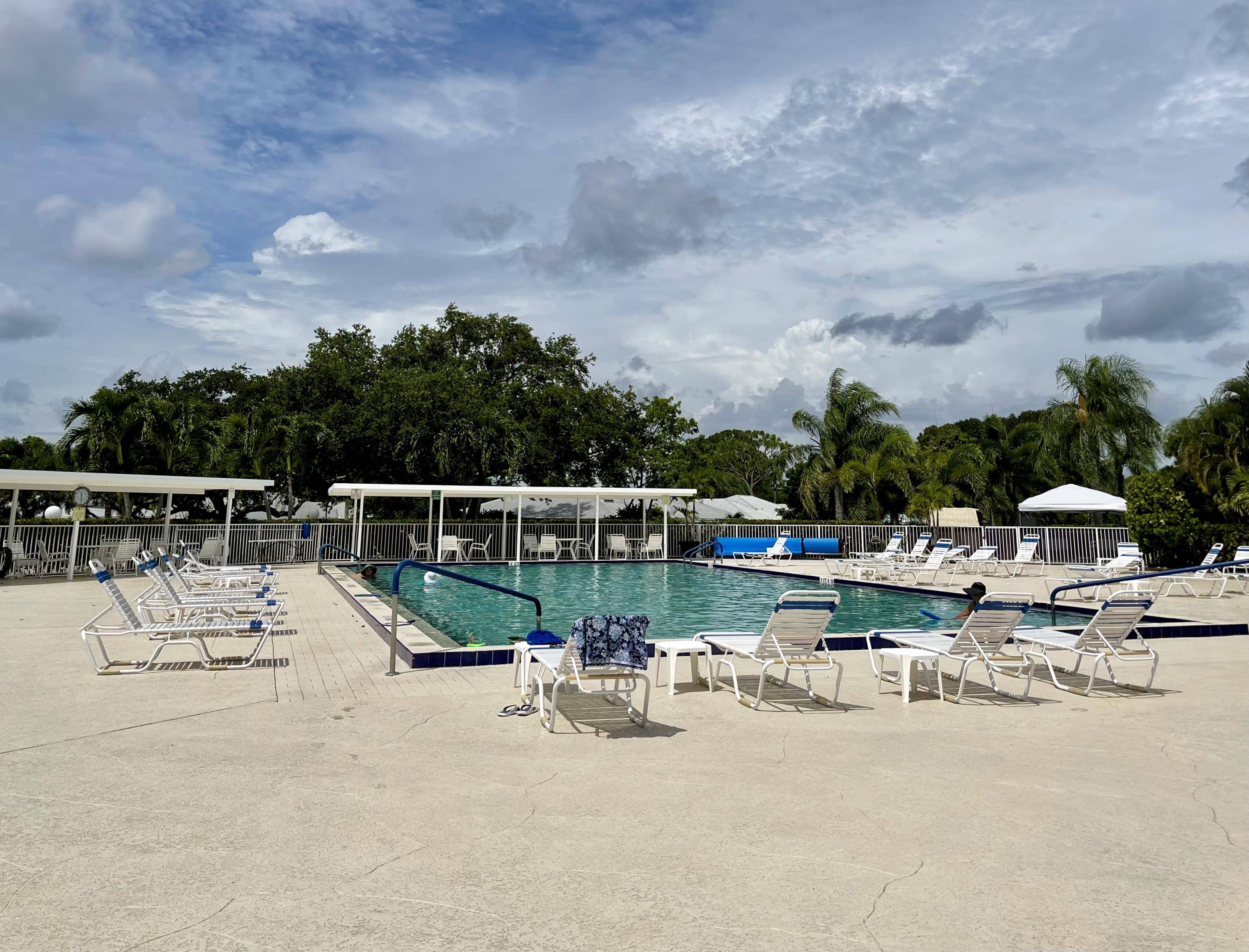 Jupiter, FL 33469,18081 SE Country Club DR 103