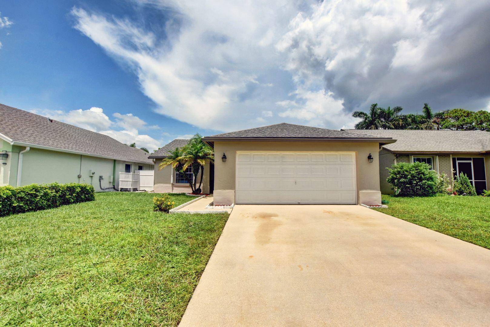 Lake Worth, FL 33463,5220 Arbor Glen CIR