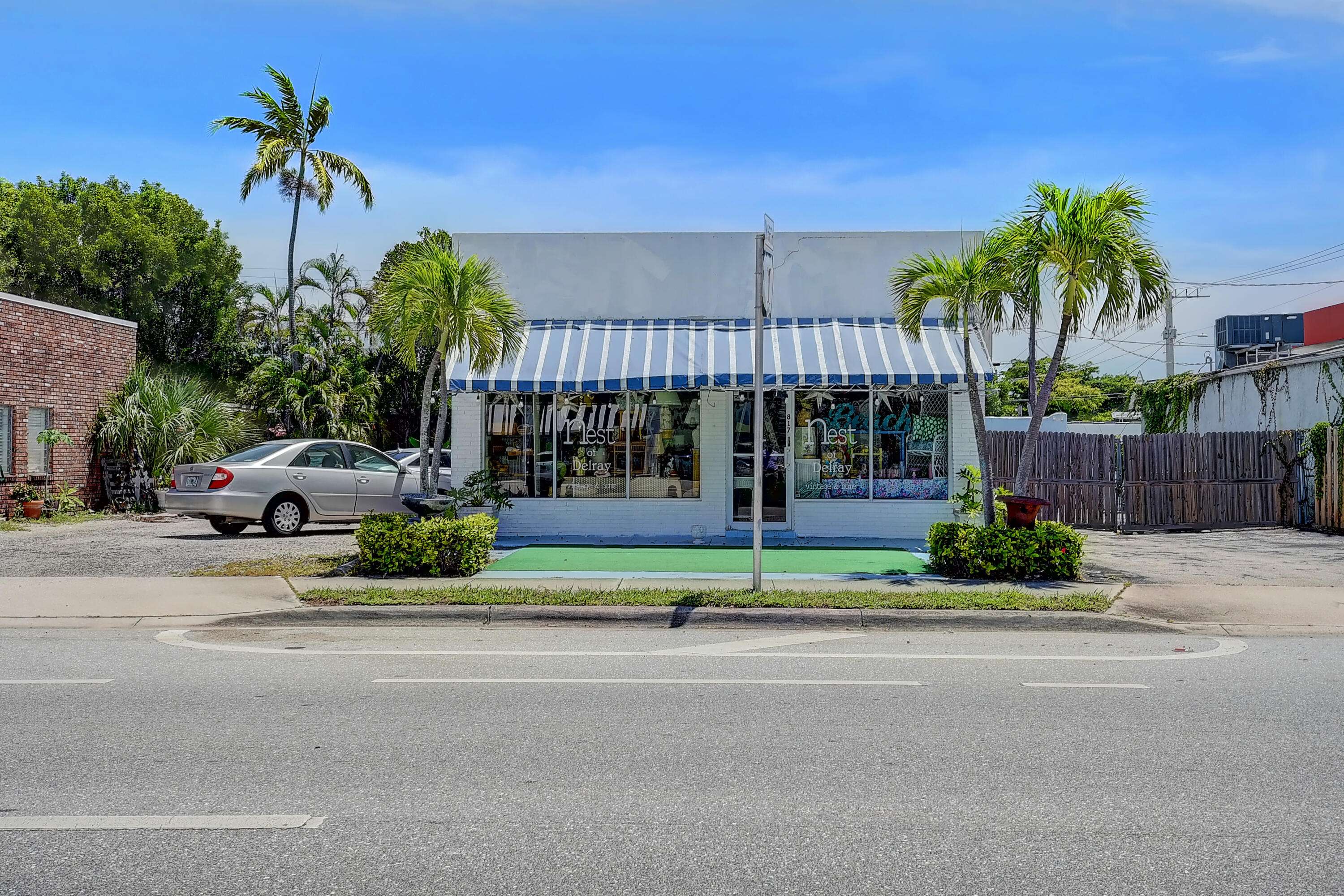 Delray Beach, FL 33483,817 NE 6th AVE