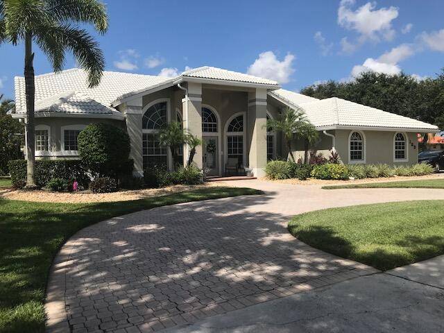 Royal Palm Beach, FL 33411,123 Kapok CRES