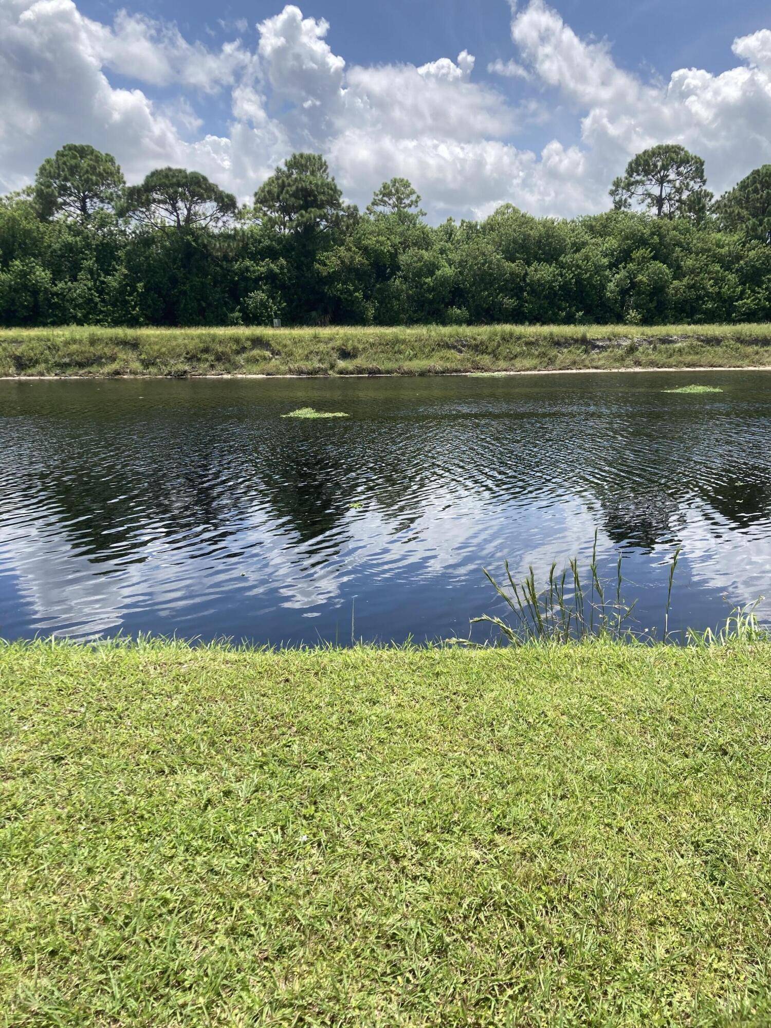 Port Saint Lucie, FL 34953,870 SW Abbot AVE