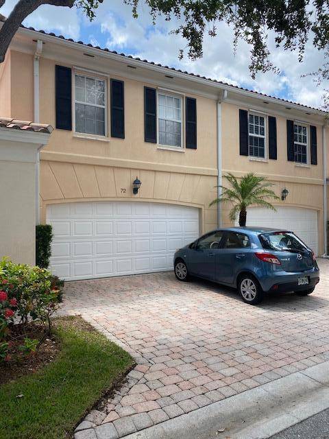 Tequesta, FL 33469,72 Live Oak Circle