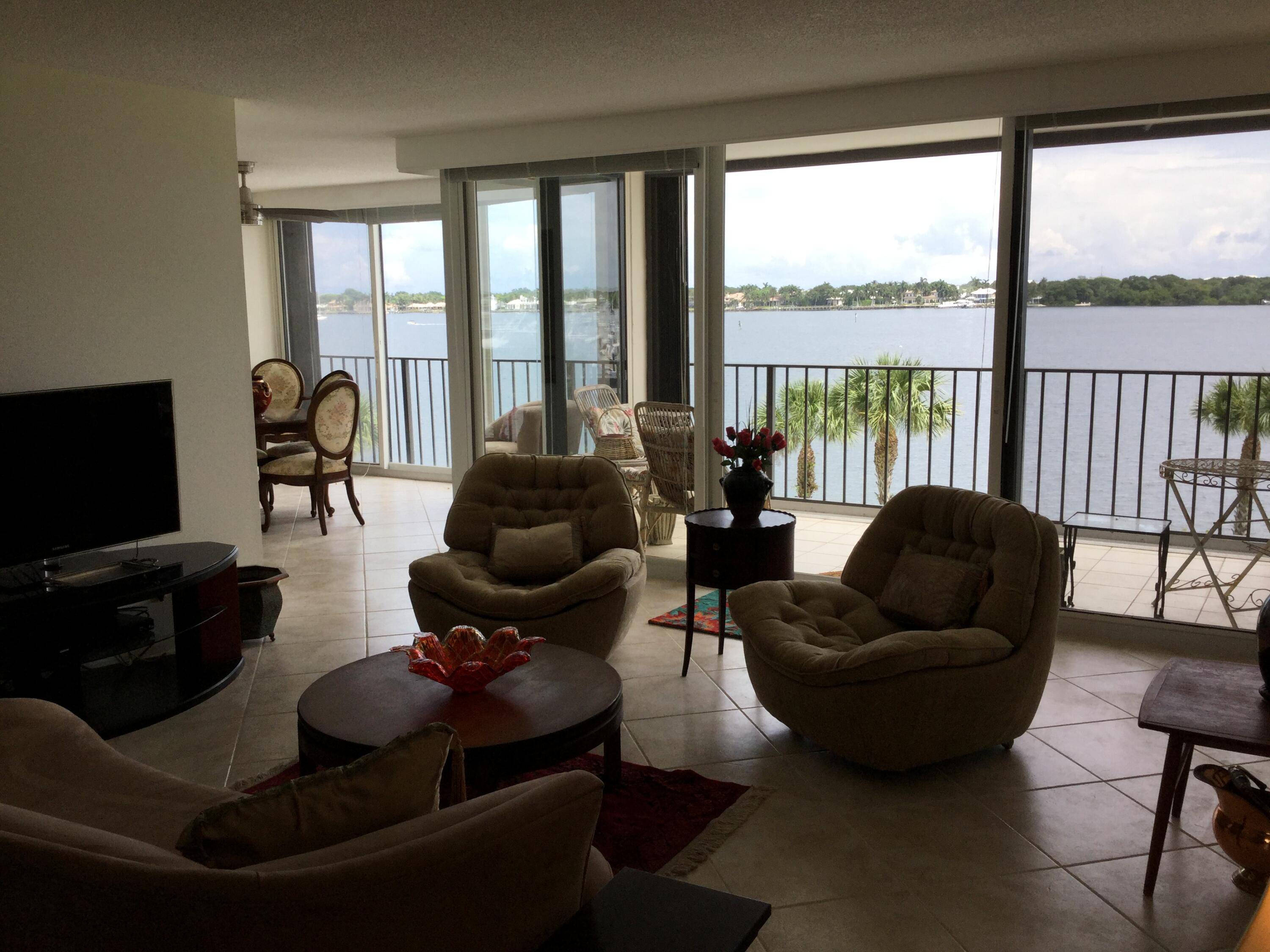 North Palm Beach, FL 33408,124 Lakeshore DR 428