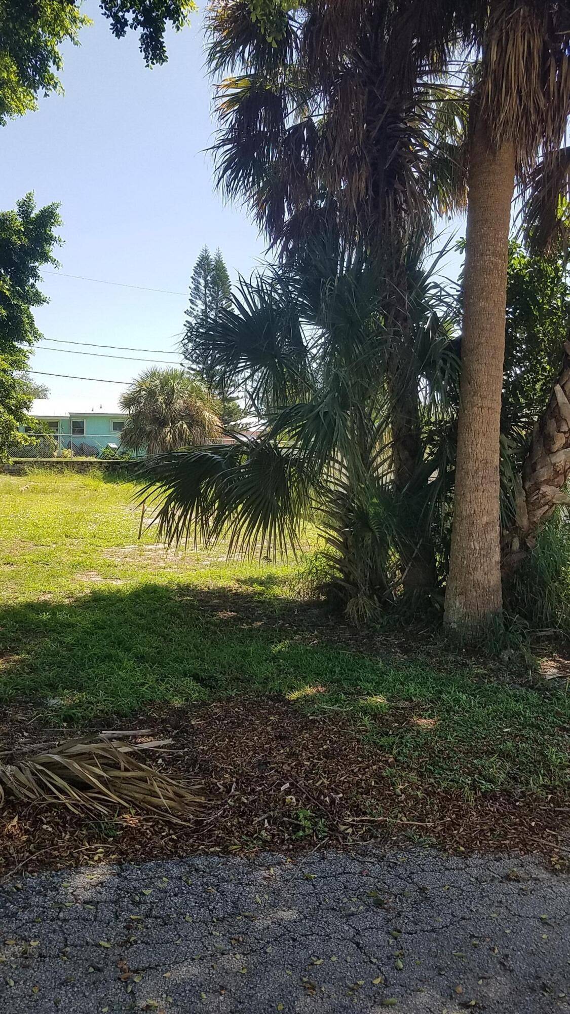 Jensen Beach, FL 34957,1795 NE 22nd DR