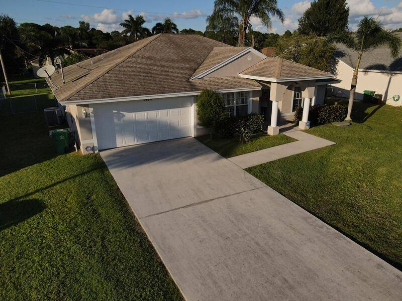 Port Saint Lucie, FL 34983,5498 NW Manville DR