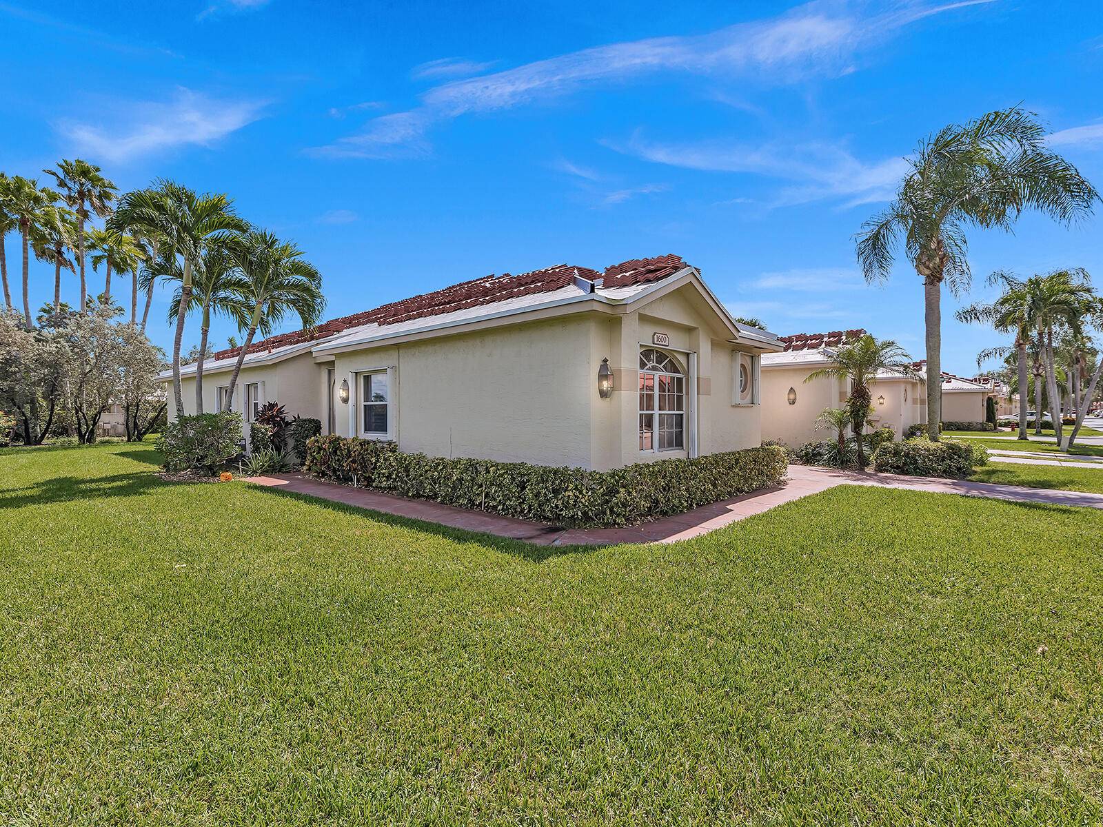 Boynton Beach, FL 33436,1600 Wood Fern DR