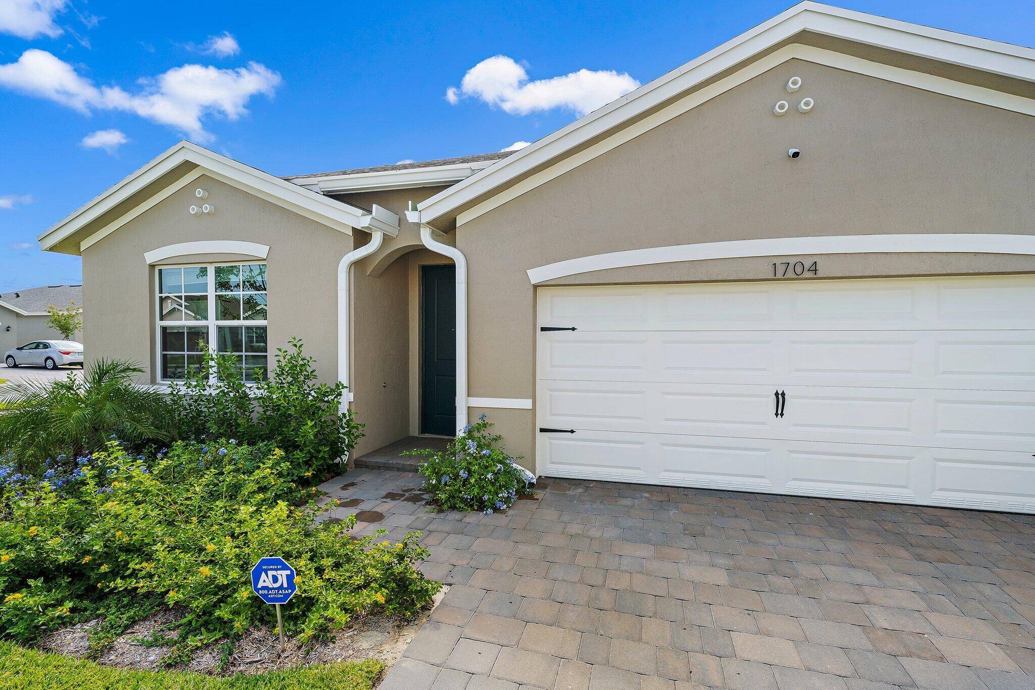 Ocean Breeze, FL 34957,1704 NE White Pine TER