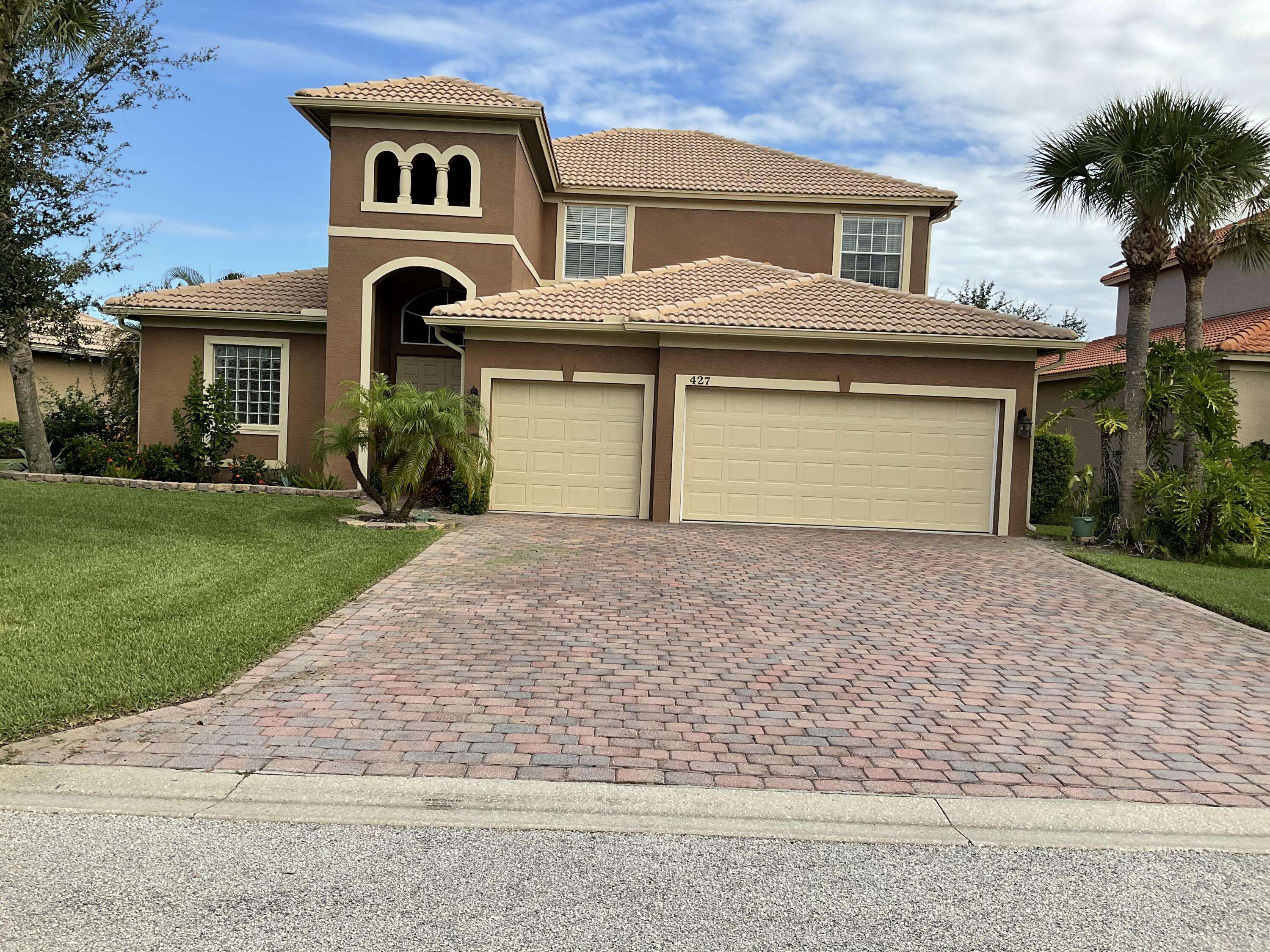 Port Saint Lucie, FL 34983,427 NW Sheffield CIR