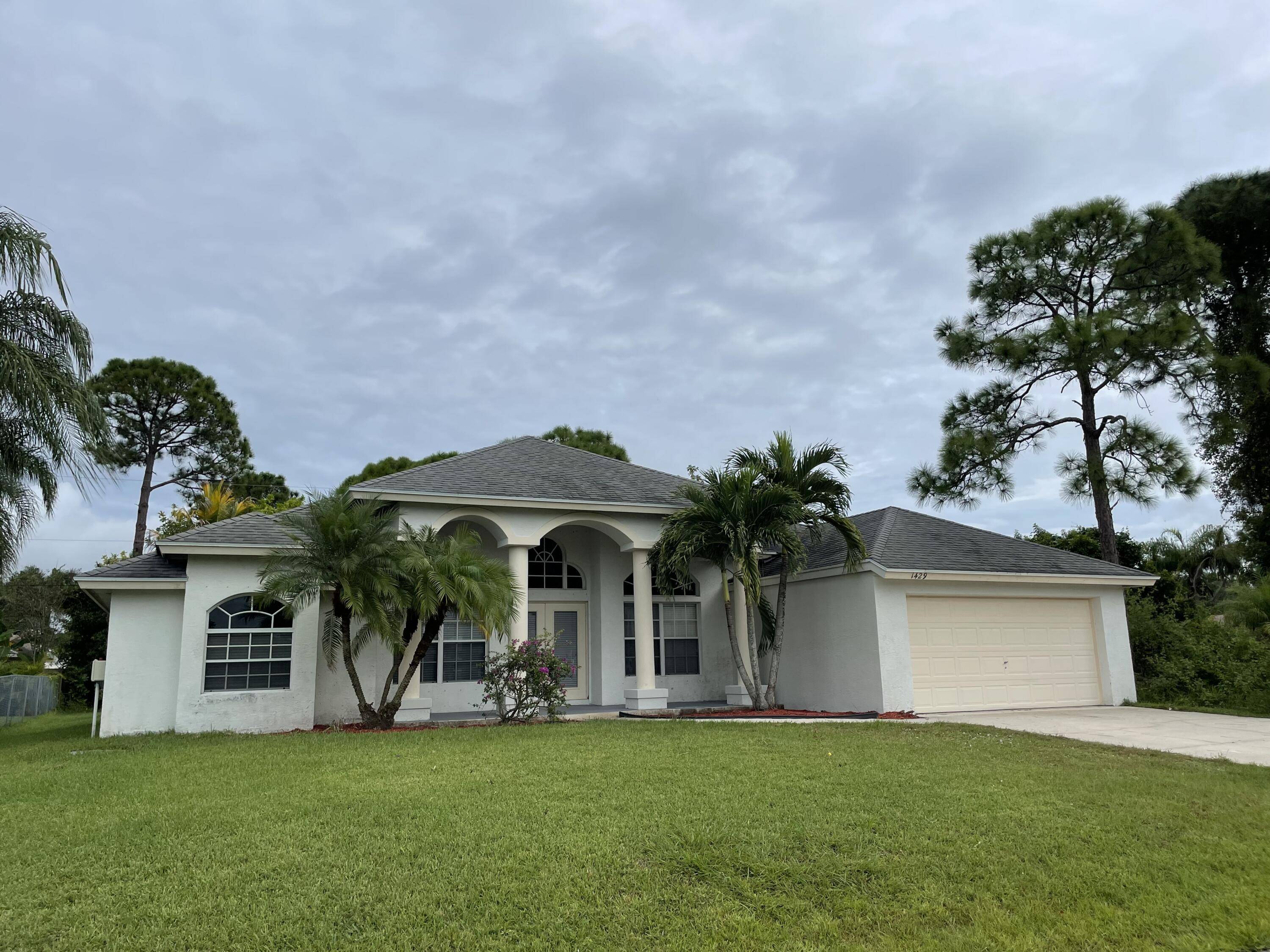 Port Saint Lucie, FL 34953,1429 SW Bargello AVE