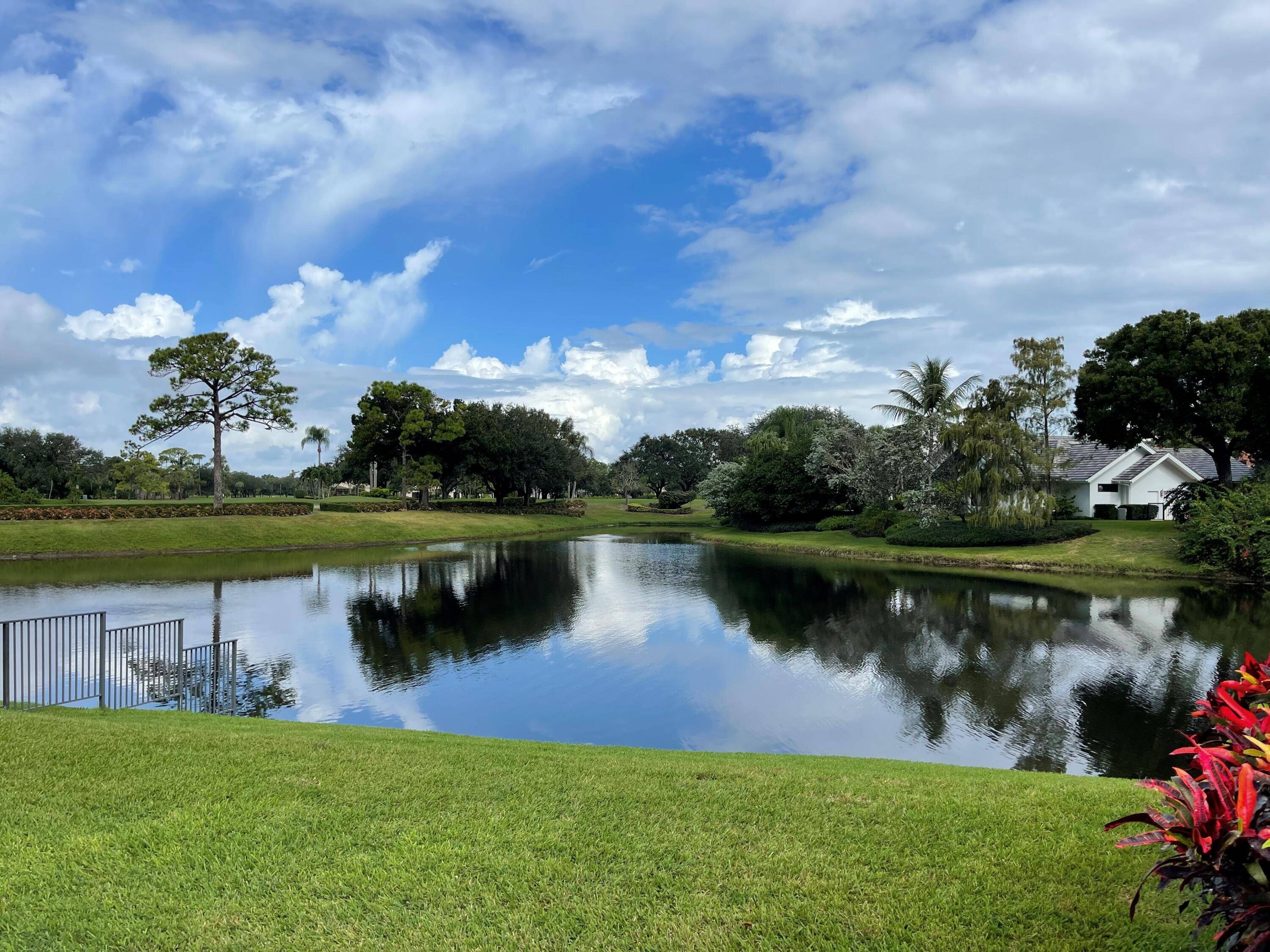 Palm Beach Gardens, FL 33410,3731 Toulouse DR