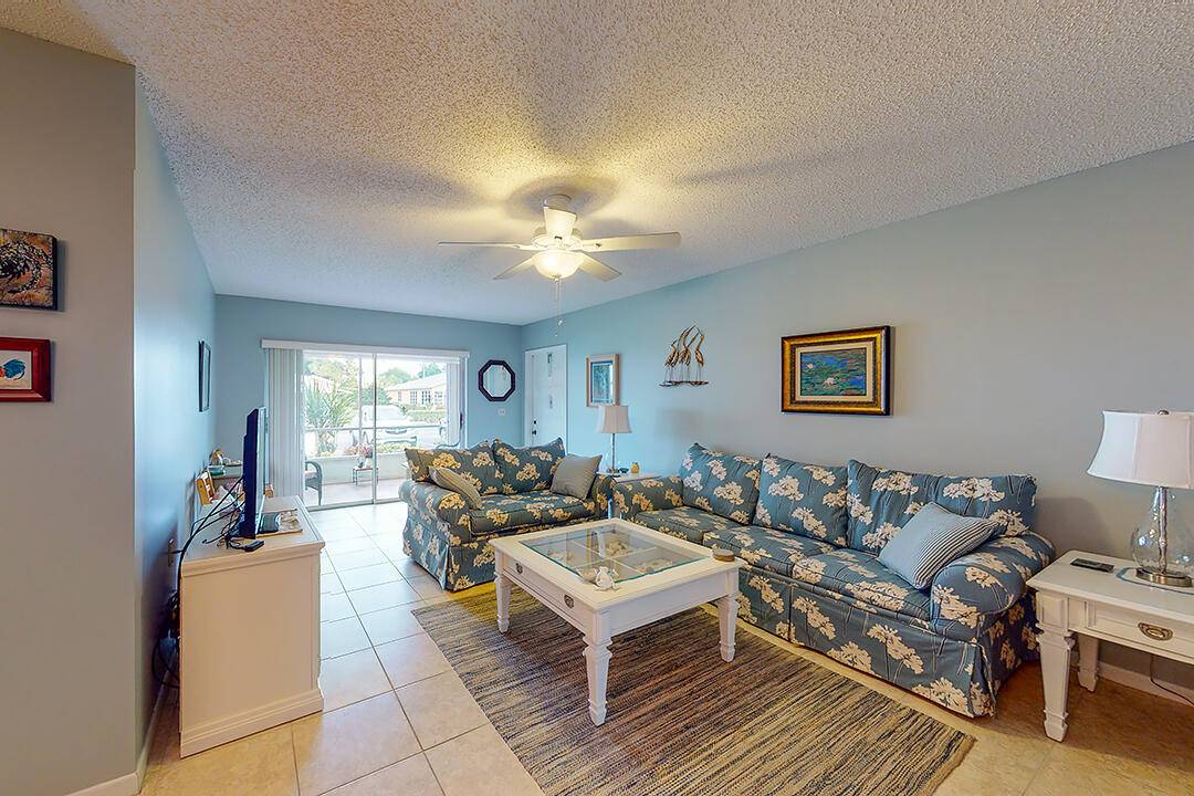 Delray Beach, FL 33484,14652 Canalview DR B