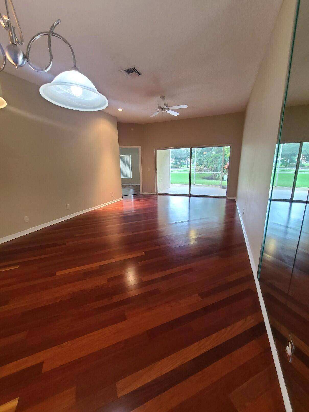 Boca Raton, FL 33433,21129 Via Solano