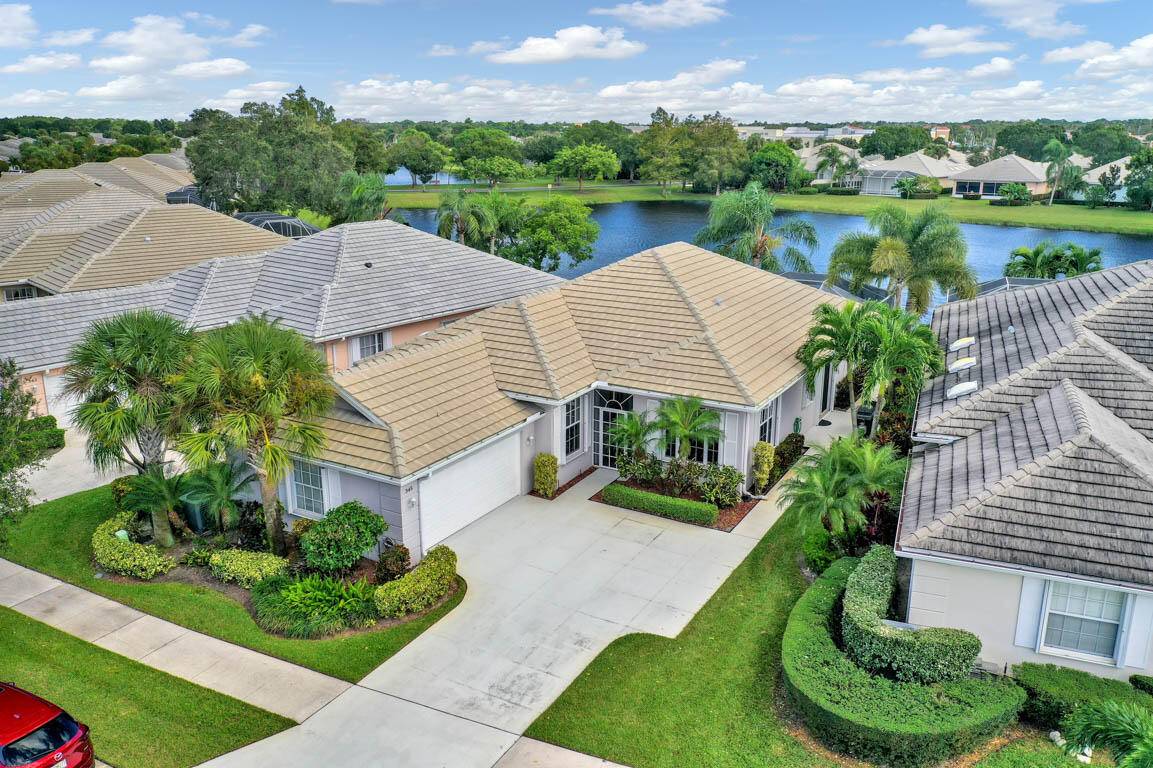 Port Saint Lucie, FL 34986,345 NW Bentley CIR