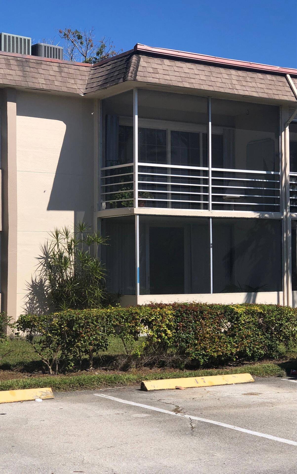 Palm Springs, FL 33461,502 Davis RD 11