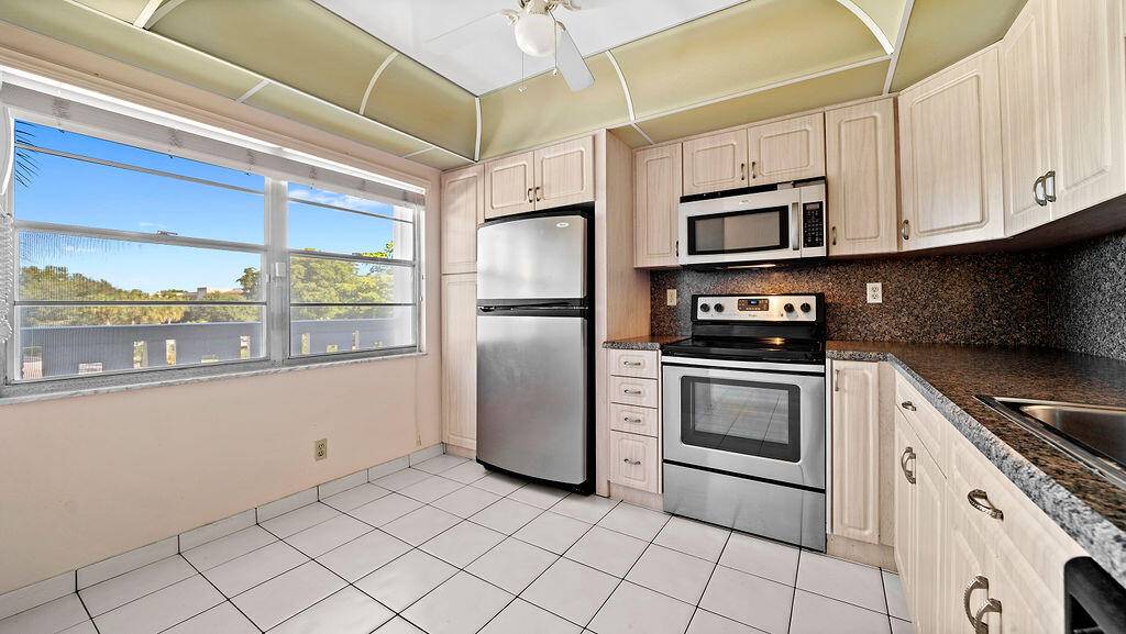 Coconut Creek, FL 33066,3001 Portofino ISLE J3