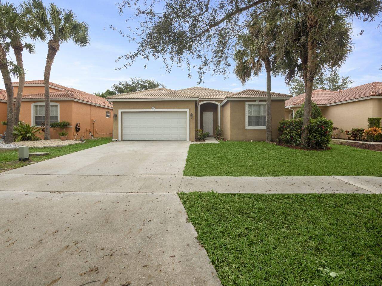 Royal Palm Beach, FL 33411,117 Cayo Costa Court