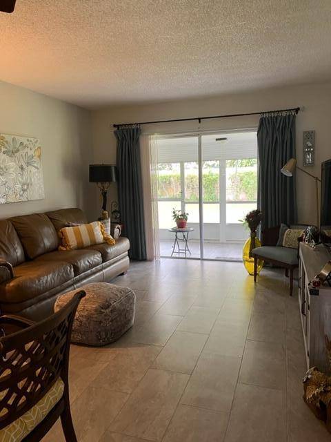 Boynton Beach, FL 33426,1119 Lake TER 111