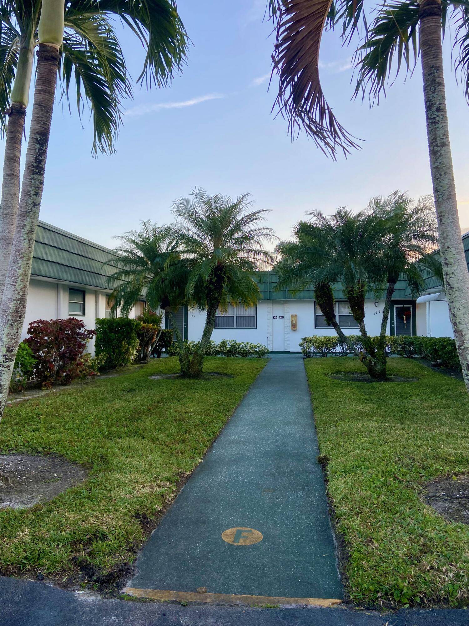 Delray Beach, FL 33446,125 Waterford F 125 F